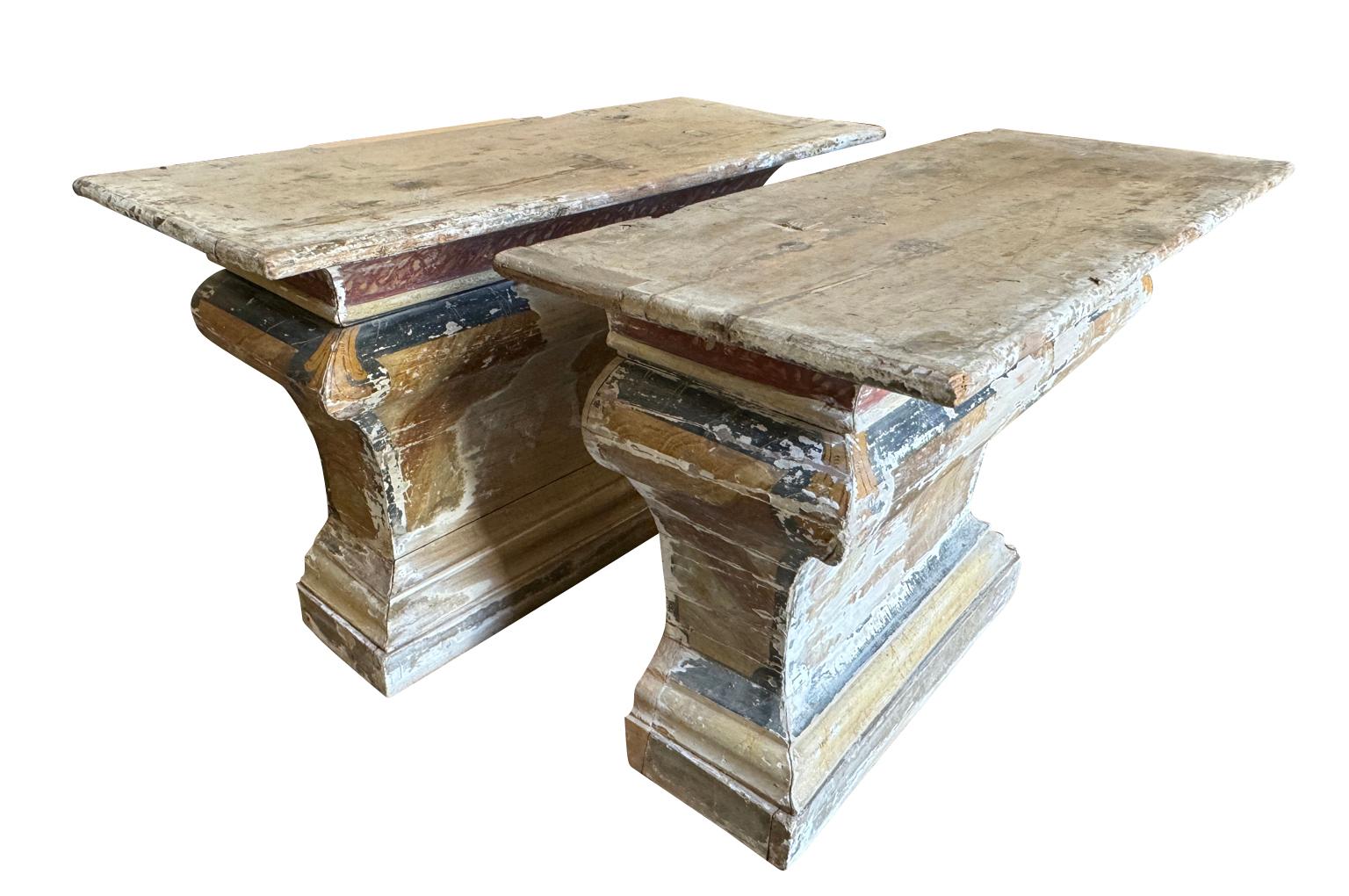 Exceptional Pair Of 18th Century Italian Altars In Good Condition For Sale In Round Top, TX