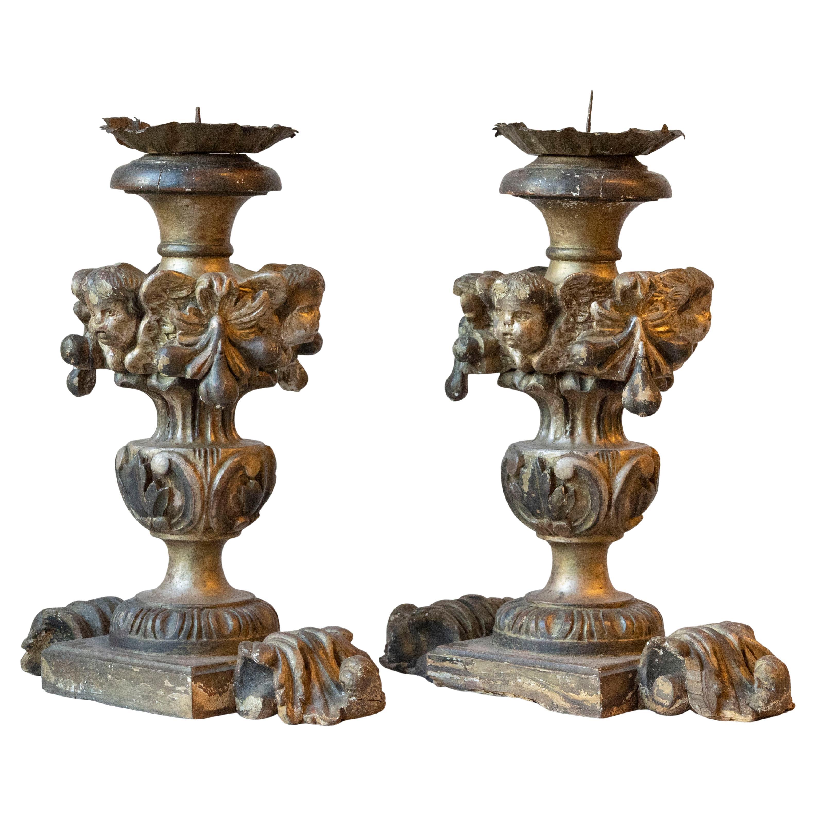 Exceptionnelle paire de chandeliers italiens du XVIIIe siècle en Wood Silver avec Angel H