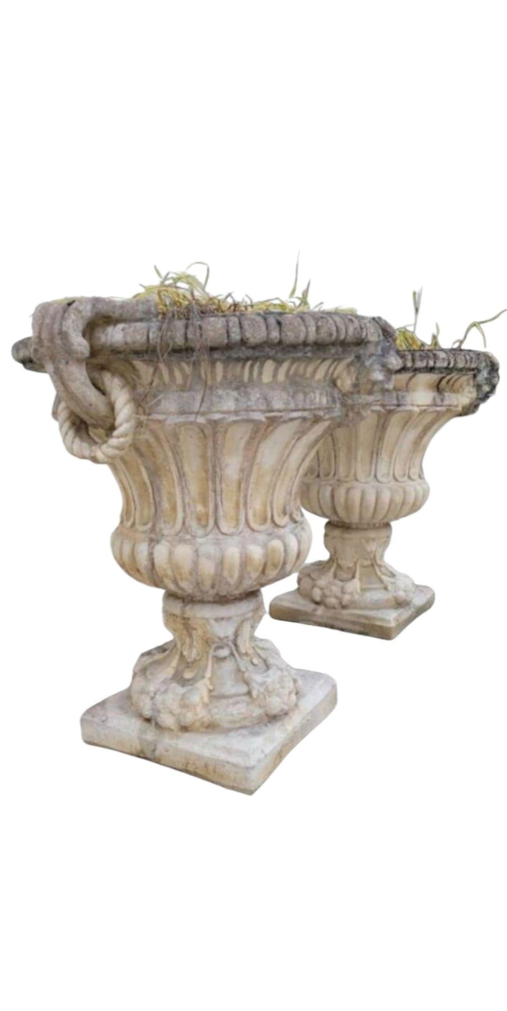 Exceptional Pair of 1950s Stone Planter Vases with Decorative Faces In Good Condition For Sale In Madrid, ES