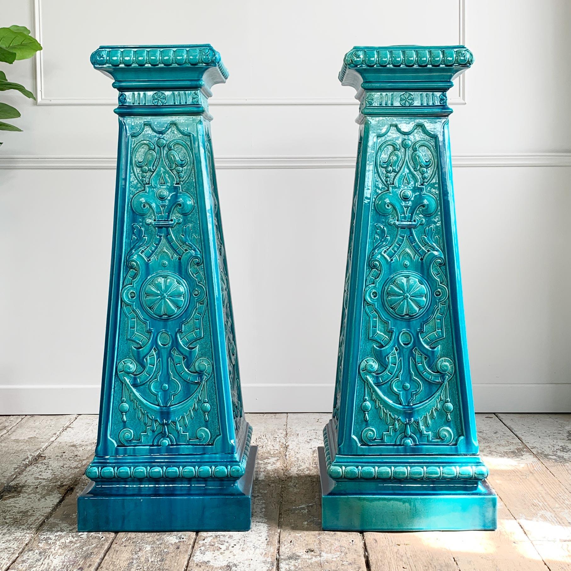  Exceptional Pair of 19th Century Burmantofts Faience Jardiniere Stands In Good Condition In Hastings, GB