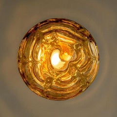 Exceptionnelle paire de lampes suspendues en verre de Murano de couleur ambre, style Venini, 1970