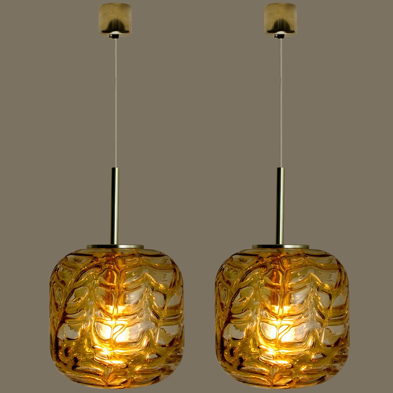Exceptional Pair of Amber Murano Glass Pendant Lights Venini Style, 1970 1