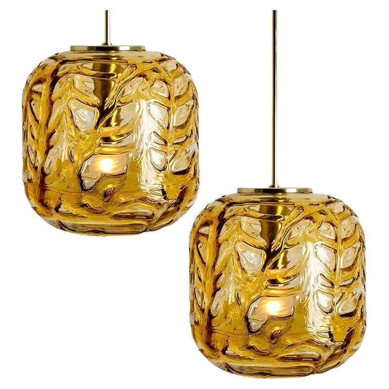 Exceptional Pair of Amber Murano Glass Pendant Lights Venini Style, 1970 For Sale