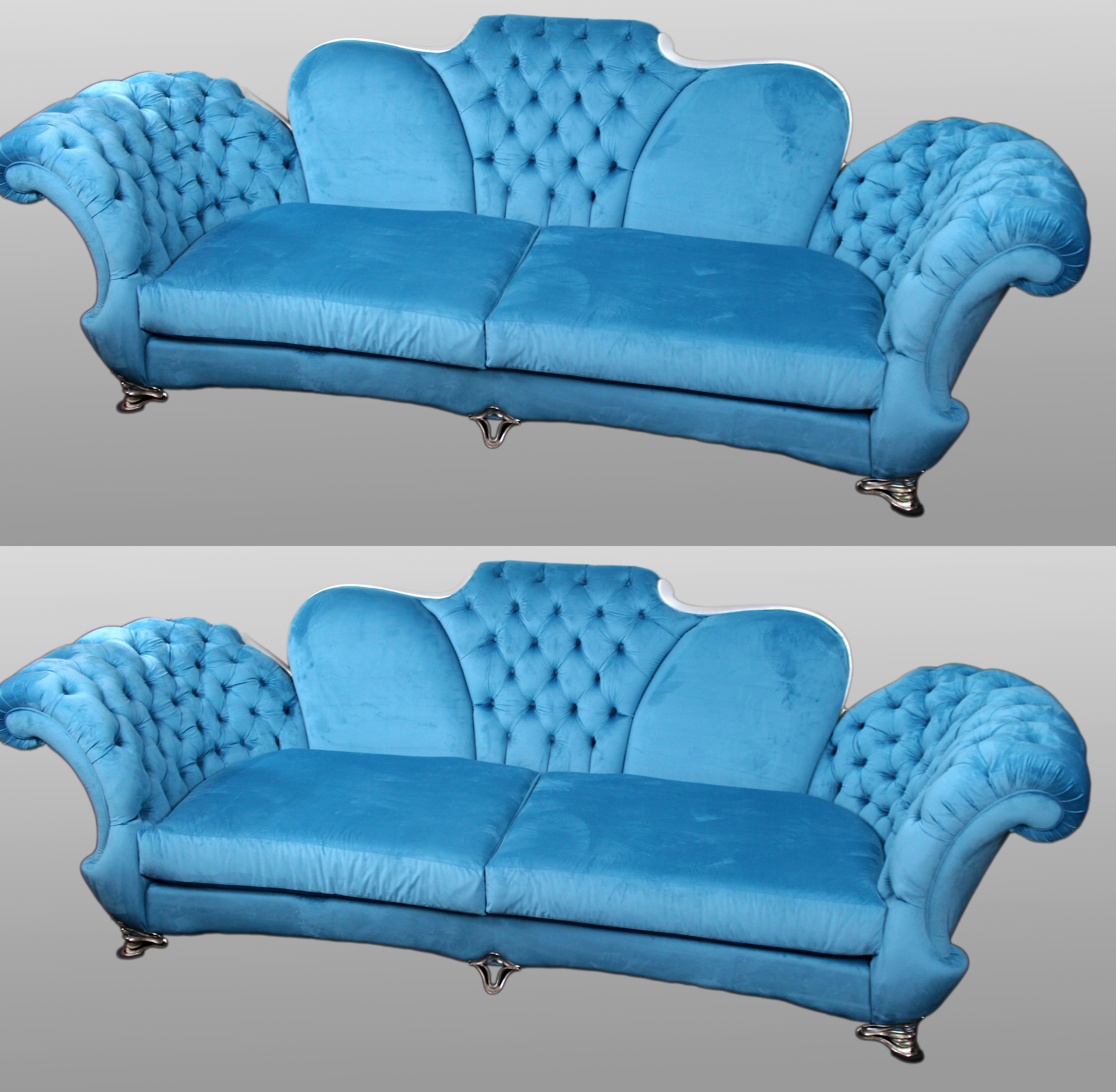 Paar 'Butterfly'-Sofas von Mantellassi 1926, neu gepolstert mit türkisem Samt

Ein auffälliges und massives Paar 