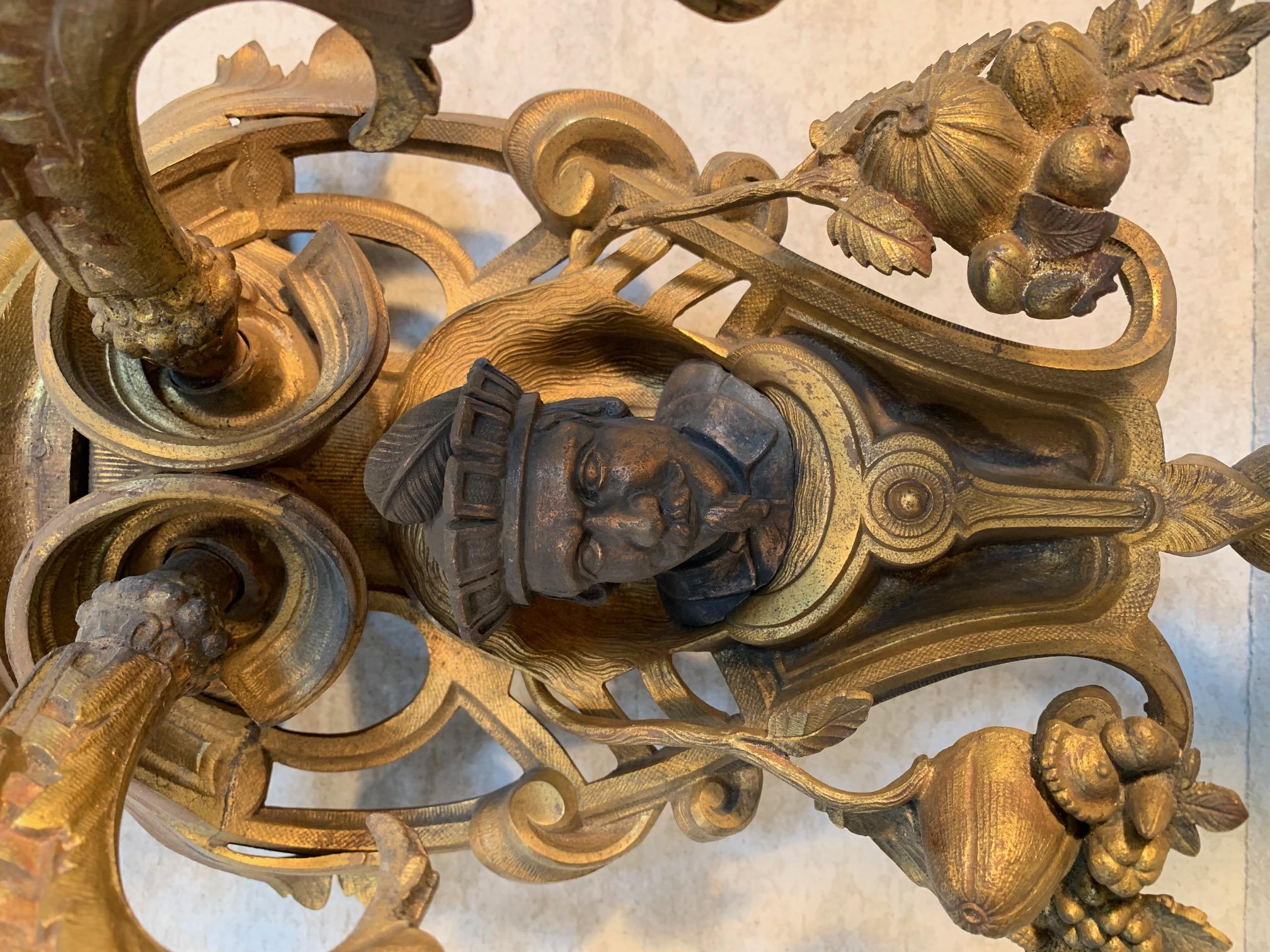 Moulage Paire exceptionnelle d'appliques murales Cornelius en vente