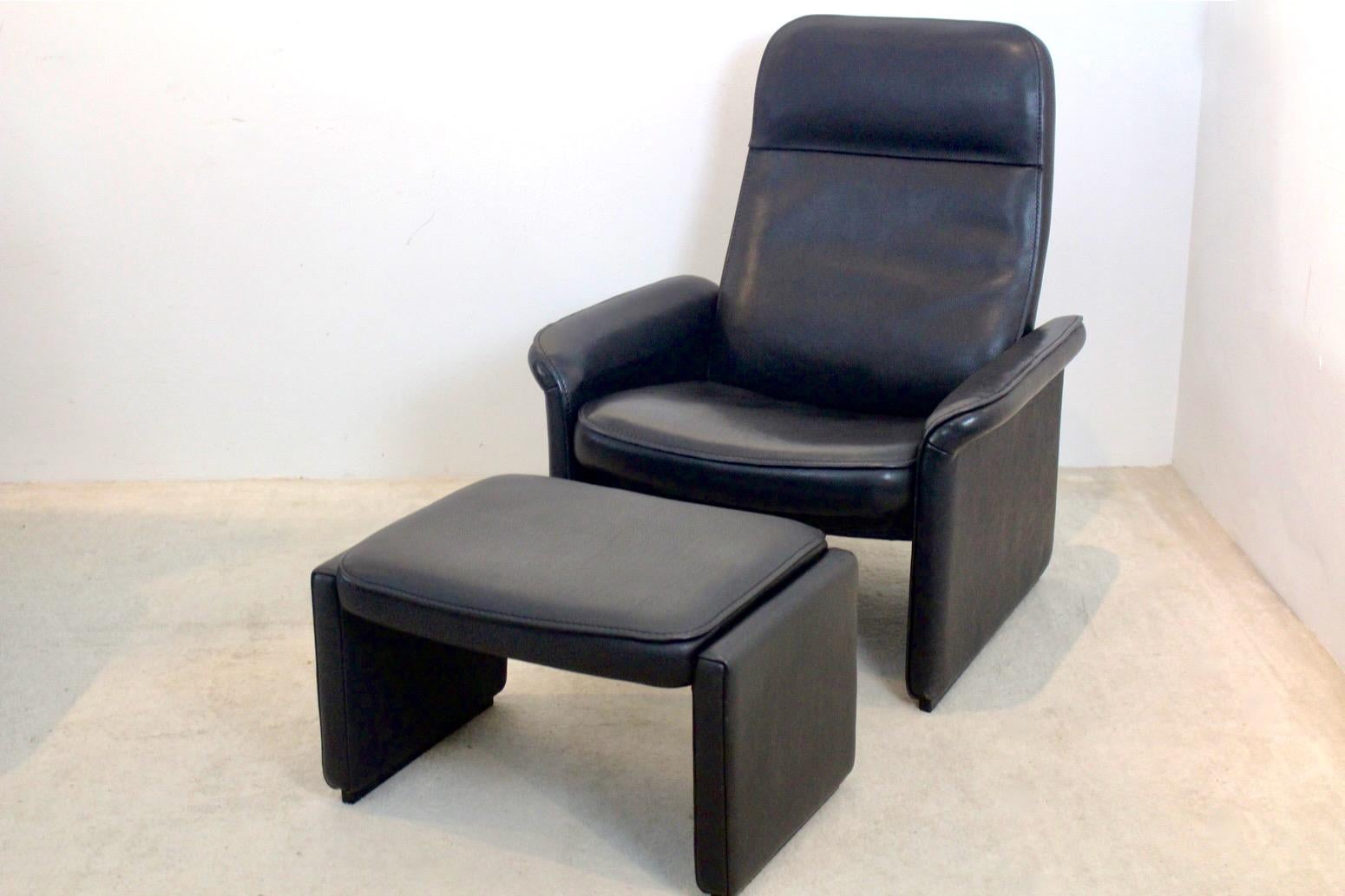 Exceptionnelle paire de chaises longues et d'ottomans réglables De Sede DS-50 Bon état - En vente à Voorburg, NL