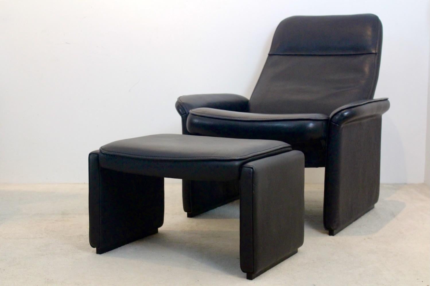 Exceptionnelle paire de chaises longues et d'ottomans réglables De Sede DS-50 en vente 2