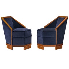 Superbe paire de fauteuils Art déco français en acajou recouverts de velours bleu foncé