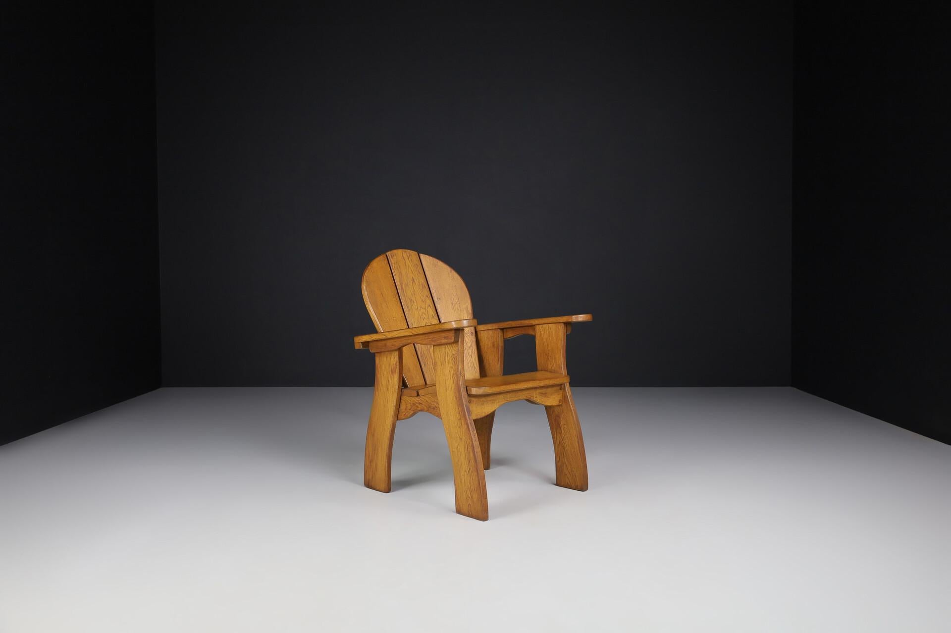 Exceptional Pair of French Brutalist Lounge Chairs in Sculpted Solid Oak, 1960s For Sale 1