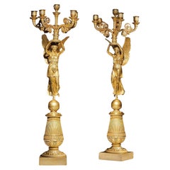 Eccezionale coppia di candelabri francesi in bronzo dorato del tardo impero attribuiti a Pier