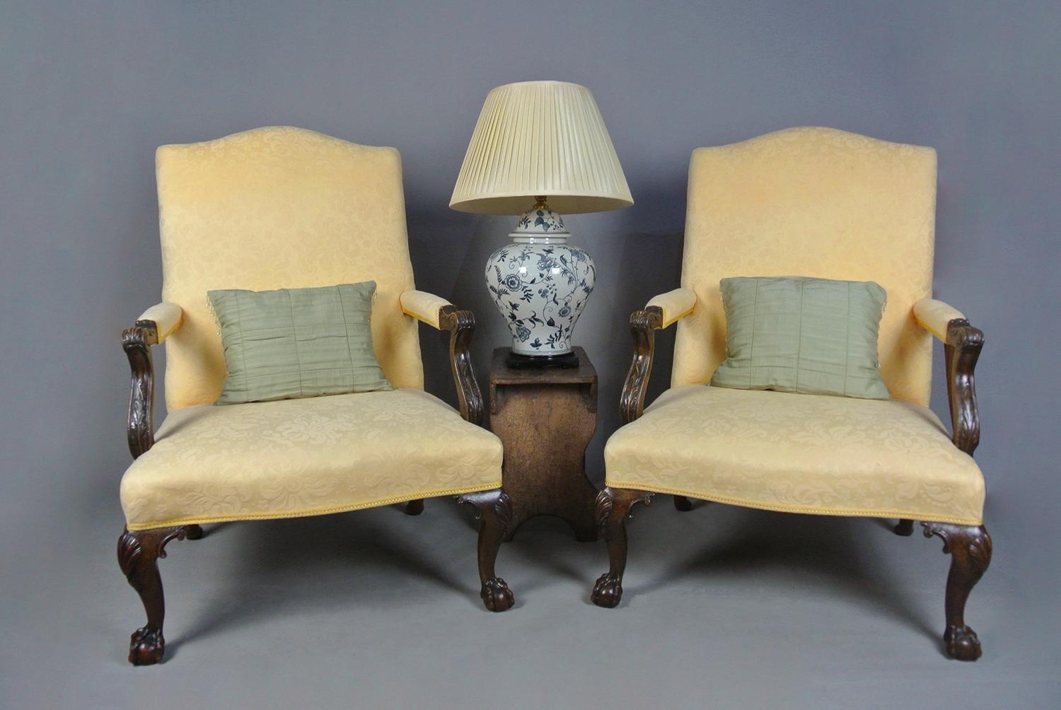 Exceptional Pair of George II Design Walnut Gainsborough Chairs In Good Condition In Heathfield, GB