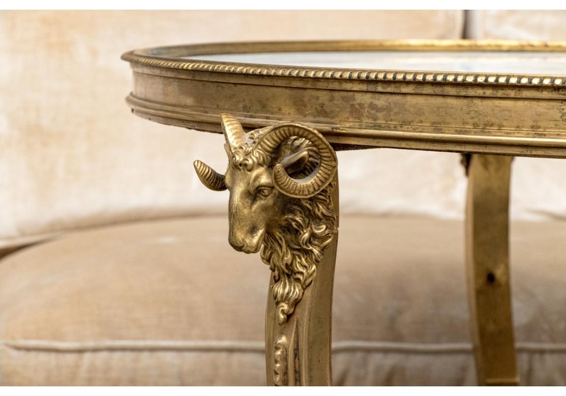 Louis XVI Exceptionnelle paire de tables de Gueridon en bronze doré et marbre en vente