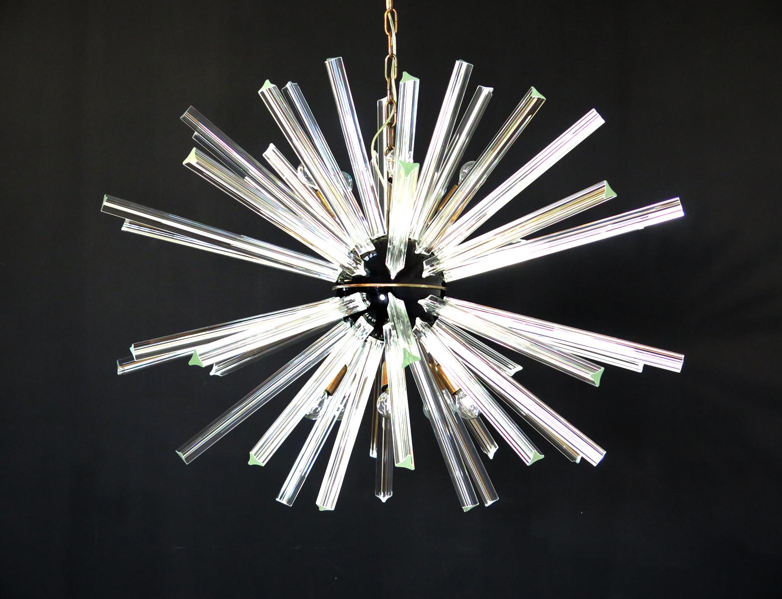 Exceptional Pair of Glass Sputnik Chandeliers, 50 crystal glass 'triedri' Murano For Sale 3