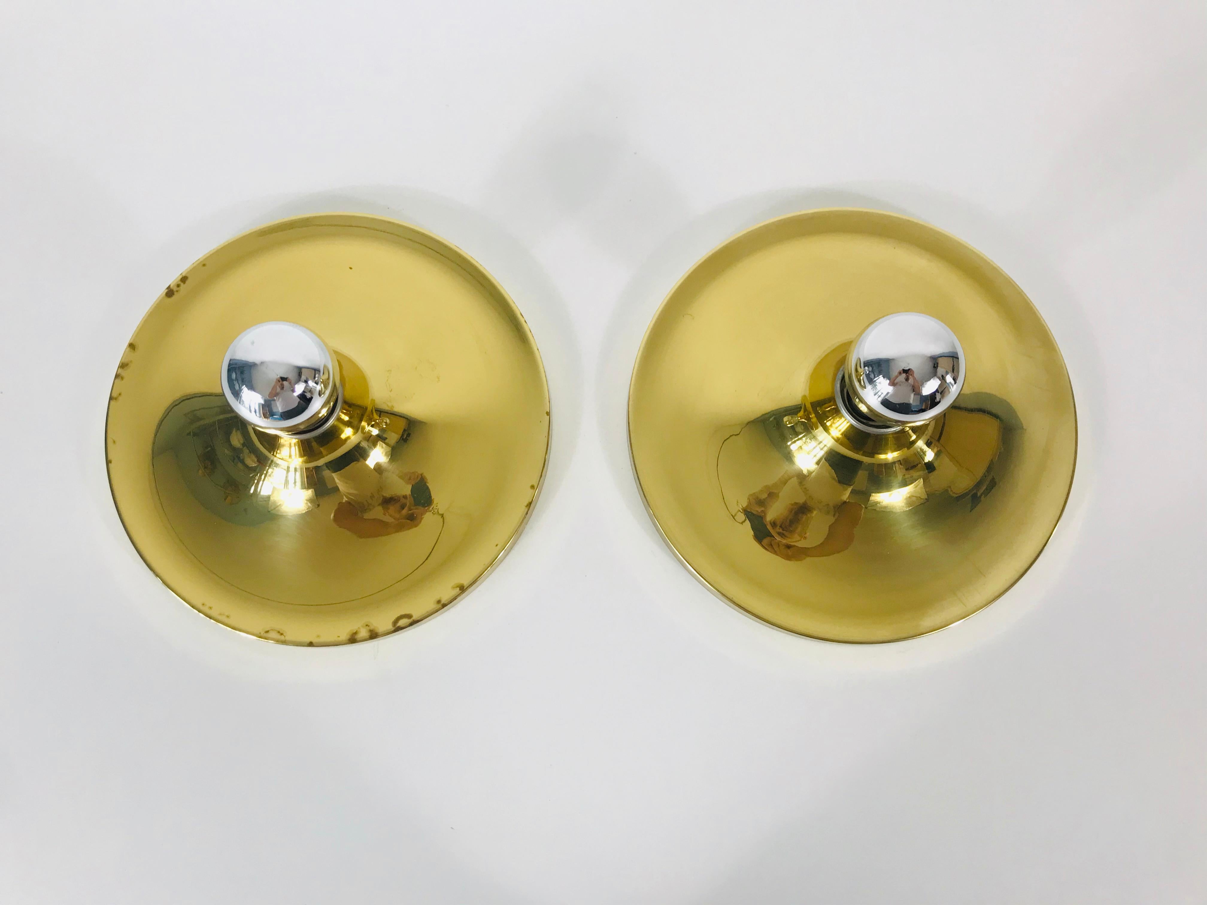 Exceptional Pair of Golden Mid-Century Modern Wall Lamps, 1960s, Germany For Sale 4