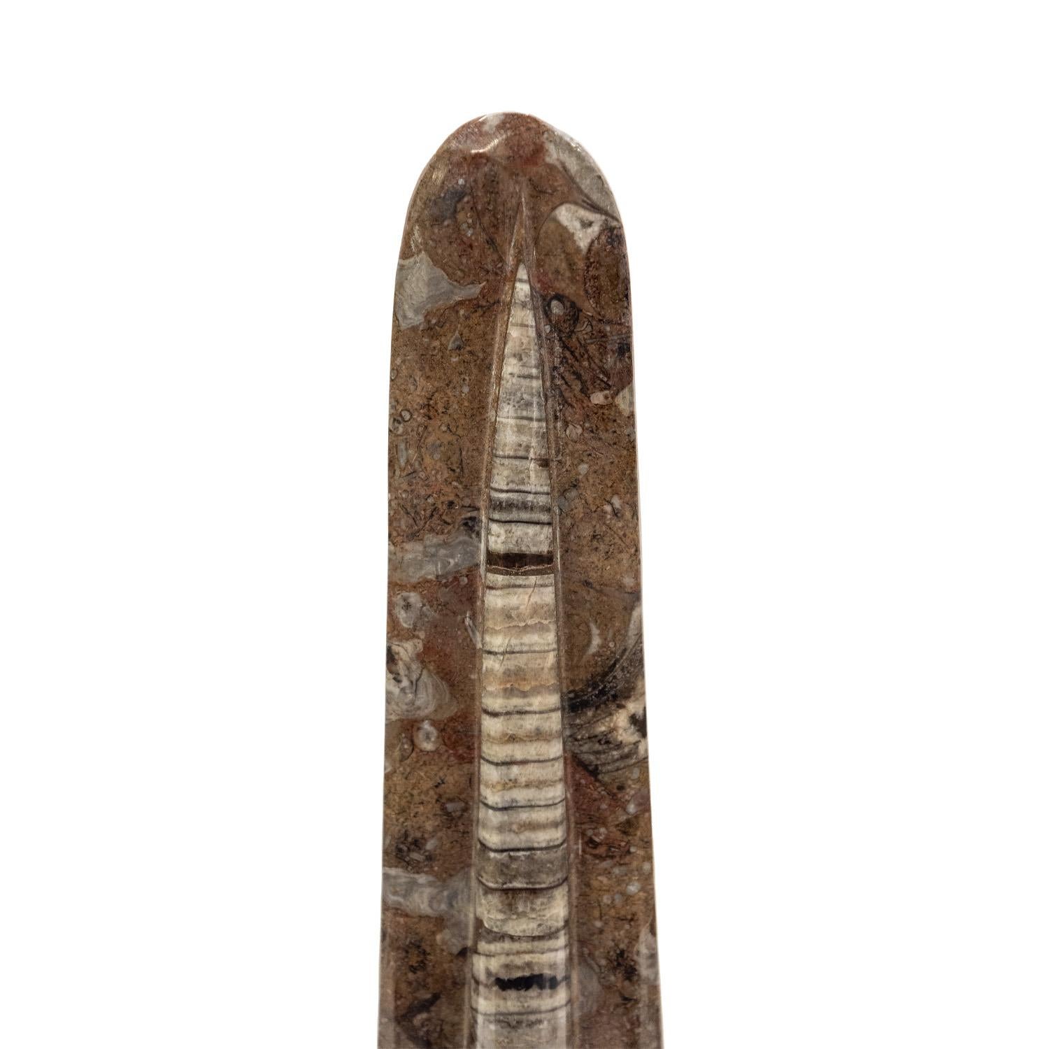 Exceptional Pair of Obelisk Shaped Fossil Sculptures 1980s In Excellent Condition For Sale In New York, NY