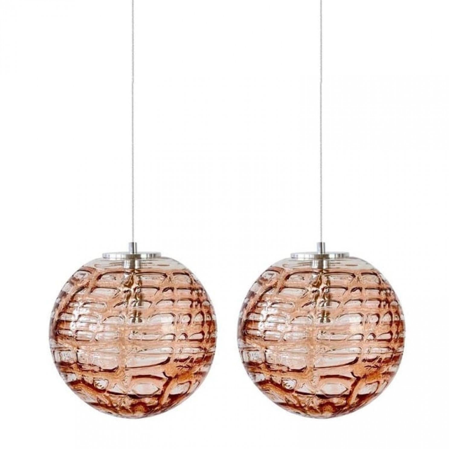Tedesco Eccezionale coppia di lampade a sospensione in vetro di Murano rosa in stile Venini, 1960 in vendita