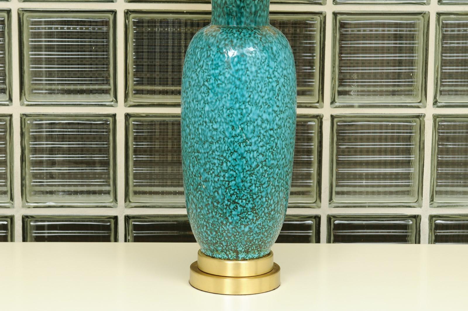 Eccezionale coppia di lampade italiane restaurate in ceramica turchese, circa 1960 In condizioni ottime in vendita a Atlanta, GA