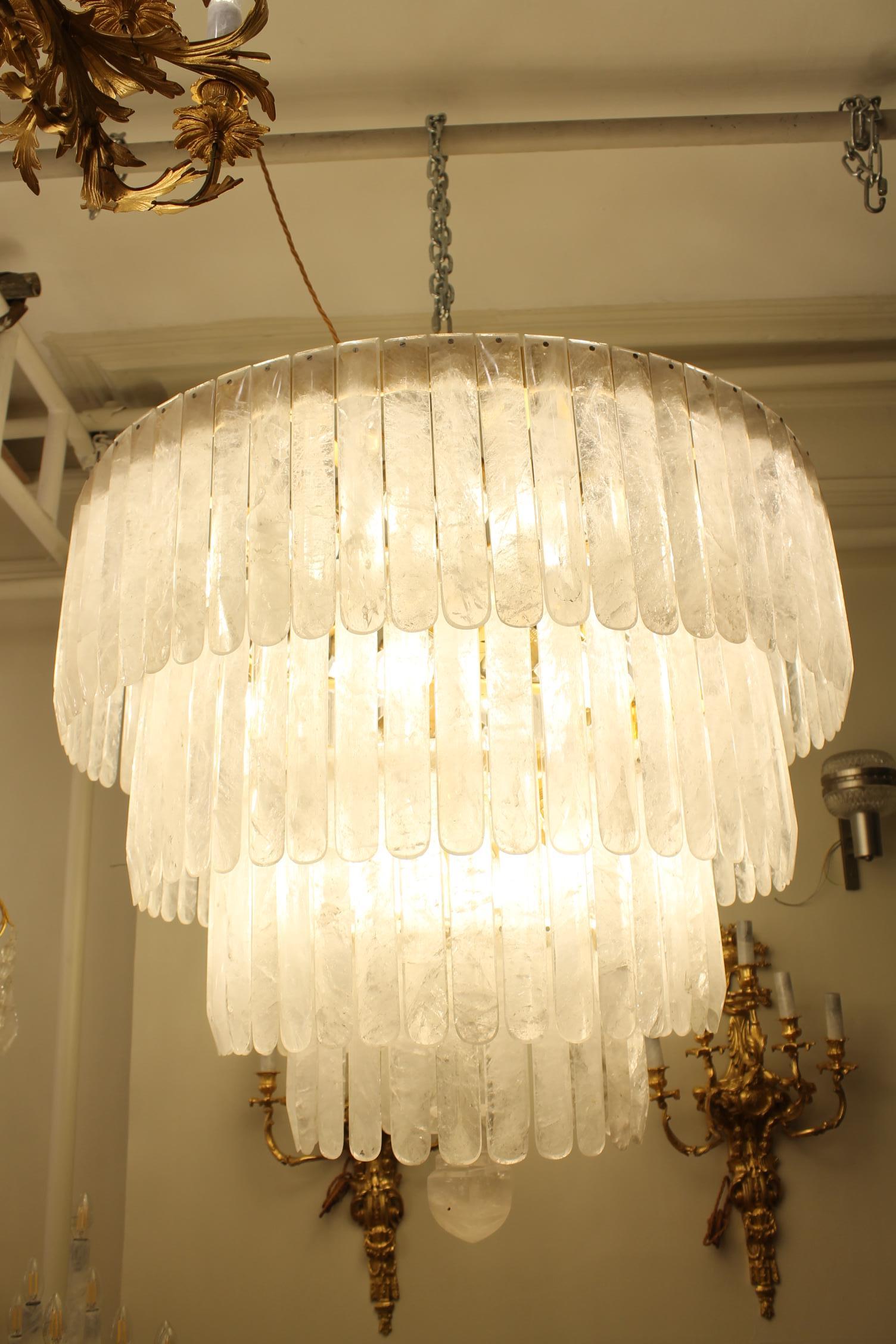 Unique Exceptional pair of rock crystal chandeliers with four tiers sixty light  In Excellent Condition For Sale In London, GB