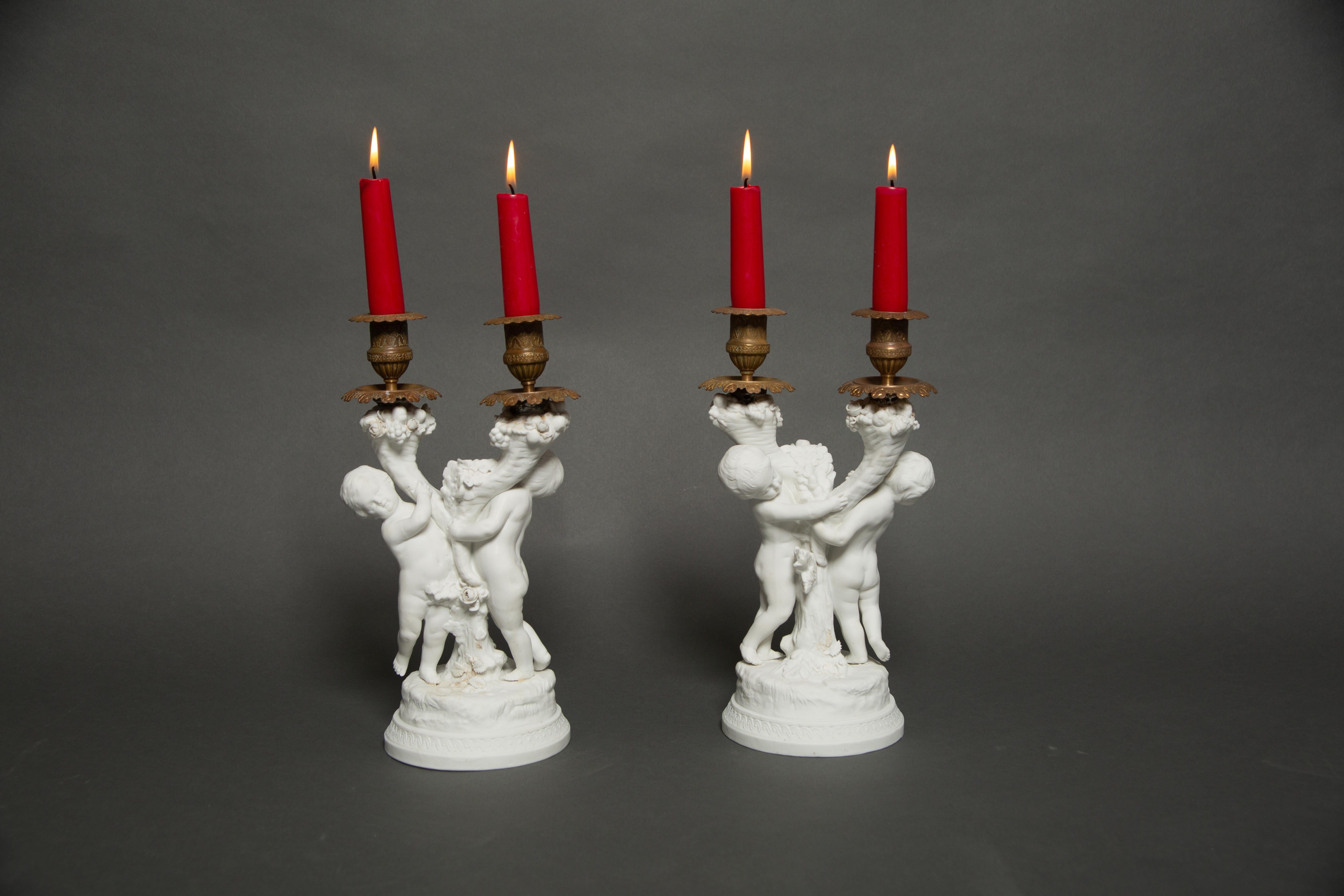 Eccezionale coppia di portacandele in bronzo e biscotto di Sèvres (1758-1815) in vendita 6