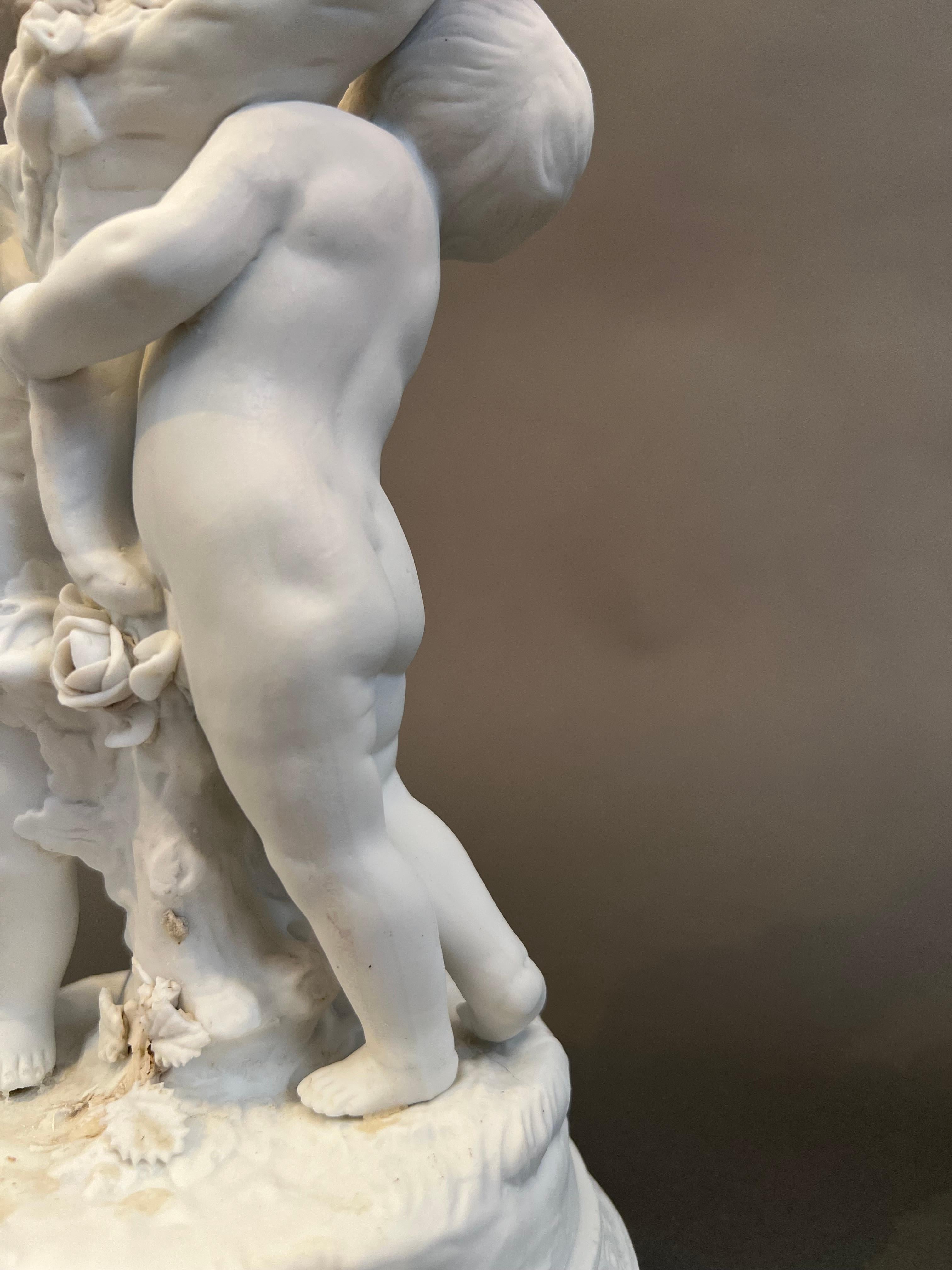 Eccezionale coppia di portacandele in bronzo e biscotto di Sèvres (1758-1815) in vendita 1