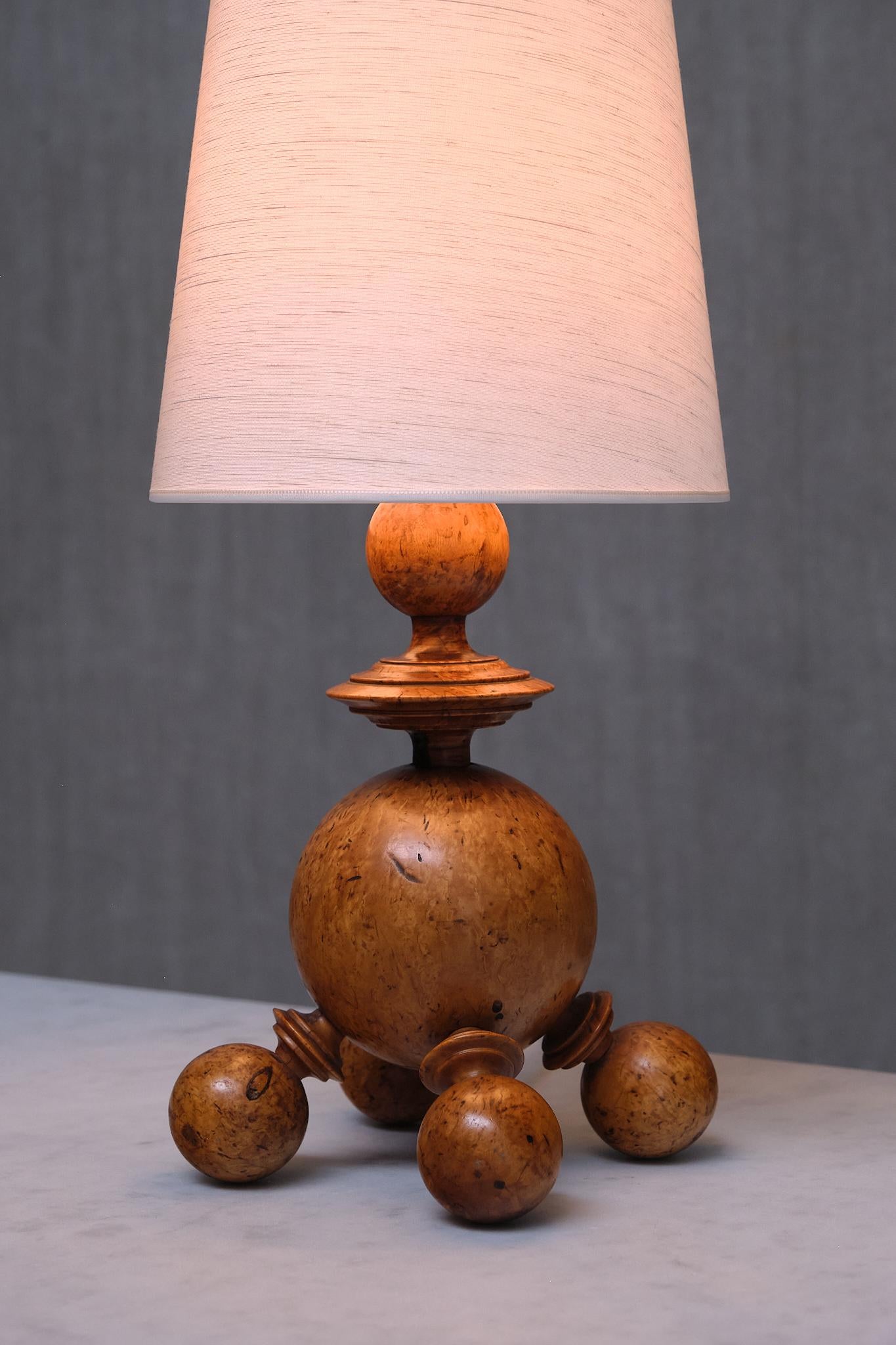 Exceptional Pair of Swedish Modern Table Lamps in Turned Masur Birch, 1930s 6