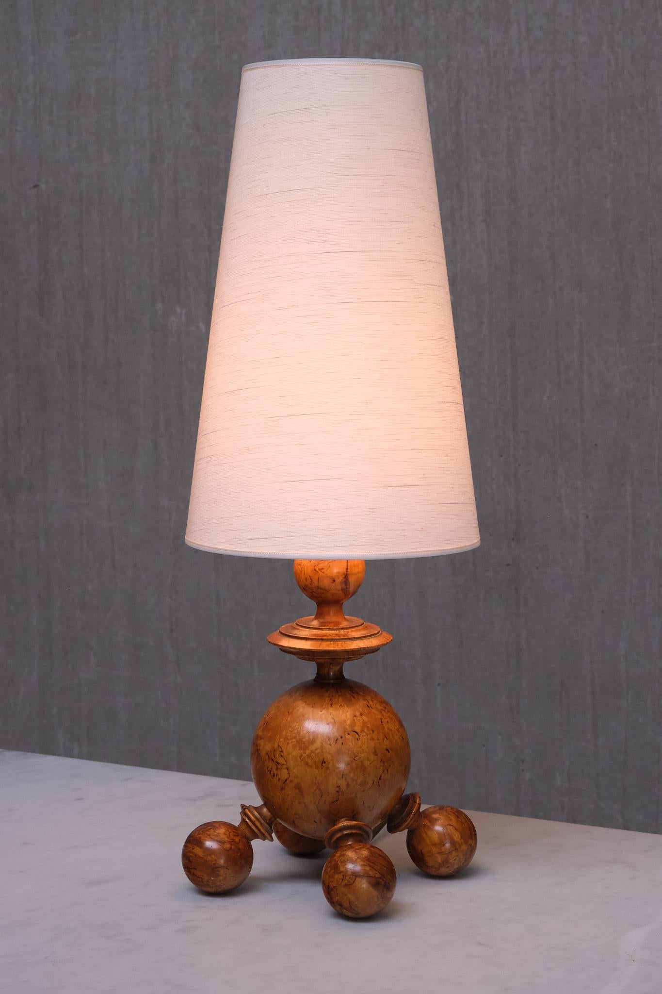 Exceptional Pair of Swedish Modern Table Lamps in Turned Masur Birch, 1930s 4