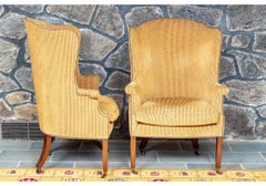 Eccezionale coppia di sedie d'epoca Diminutive Antiques Fireside o Wingback