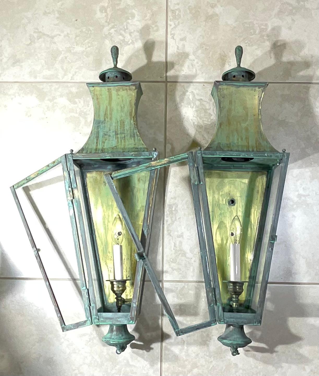 Exceptional Pair of Vintage Solid Brass Wall Lanterns - Patinated Verdigris For Sale 6