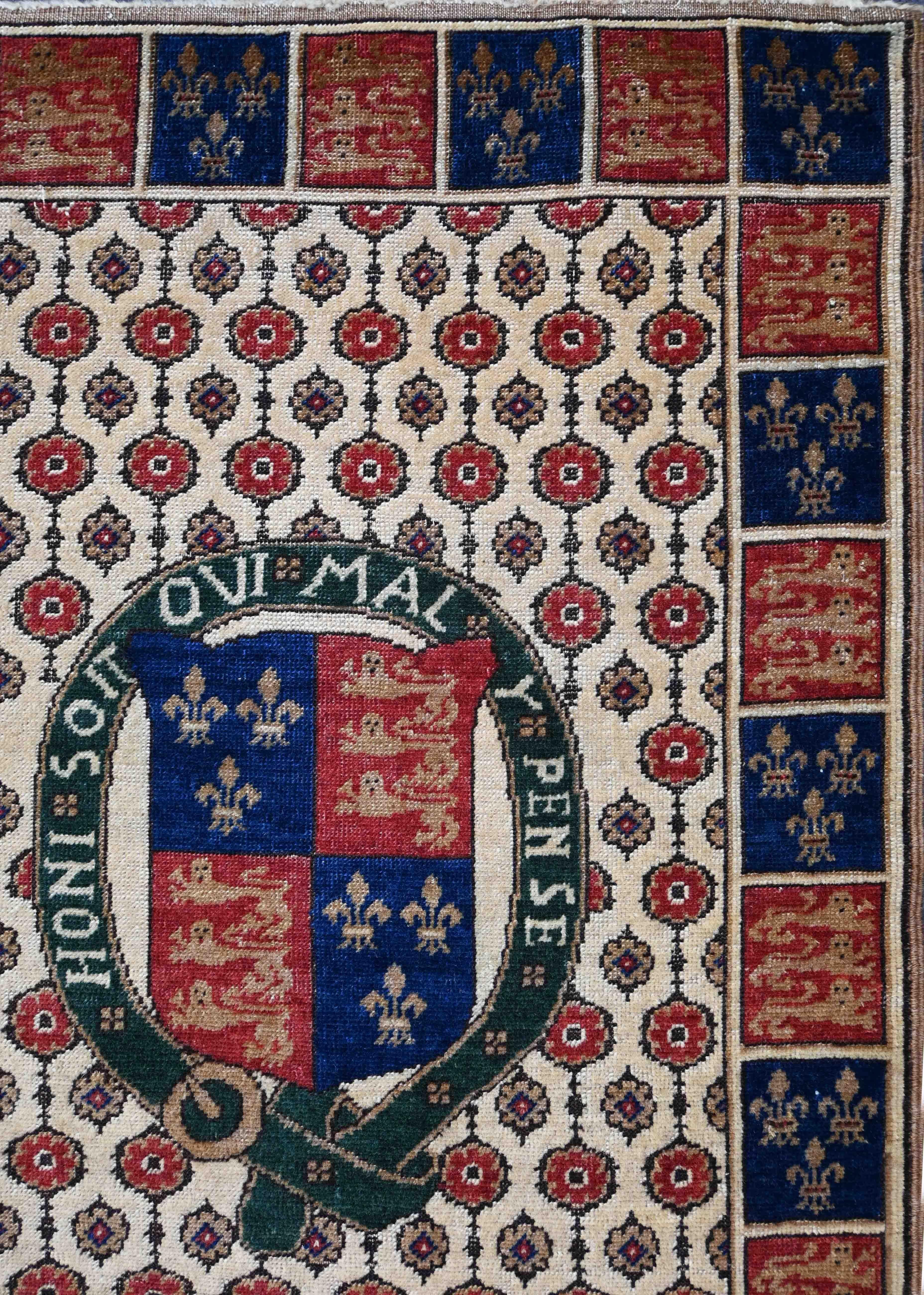 Period: 19th century
Style: English antiques
Condition: Perfect condition
Material: Wool
Length: 225 cm
Width: 142 cm

Exceptional Palace Carpet, British Royal Commission, Woven in the Caucasus

Our familly company in Paris has the great honor of