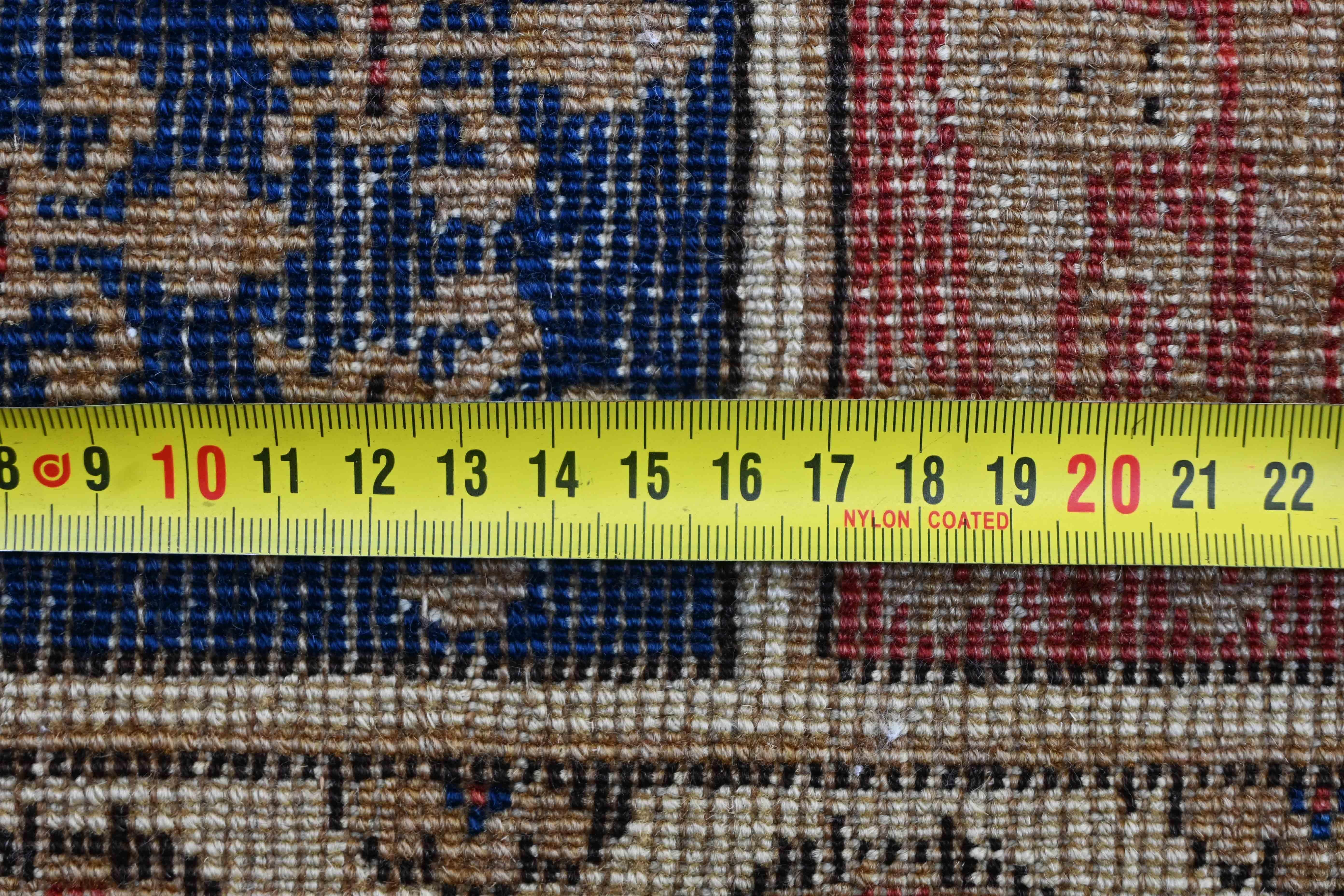 Exceptional Palace Carpet - British Royal important Order, Hand-woven  - N 1571 For Sale 1