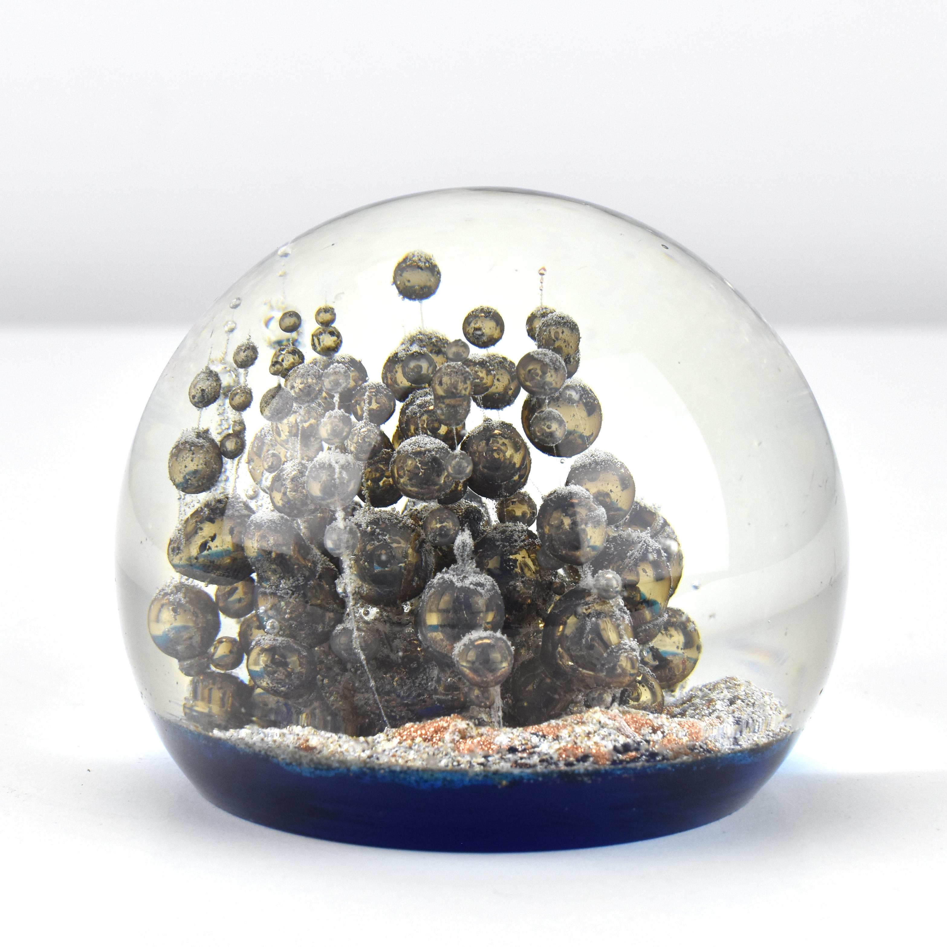 Exceptional Paperweight Murano Studio Art Glass Object Bubbles Iron Inclusions In Good Condition For Sale In Bad Säckingen, DE