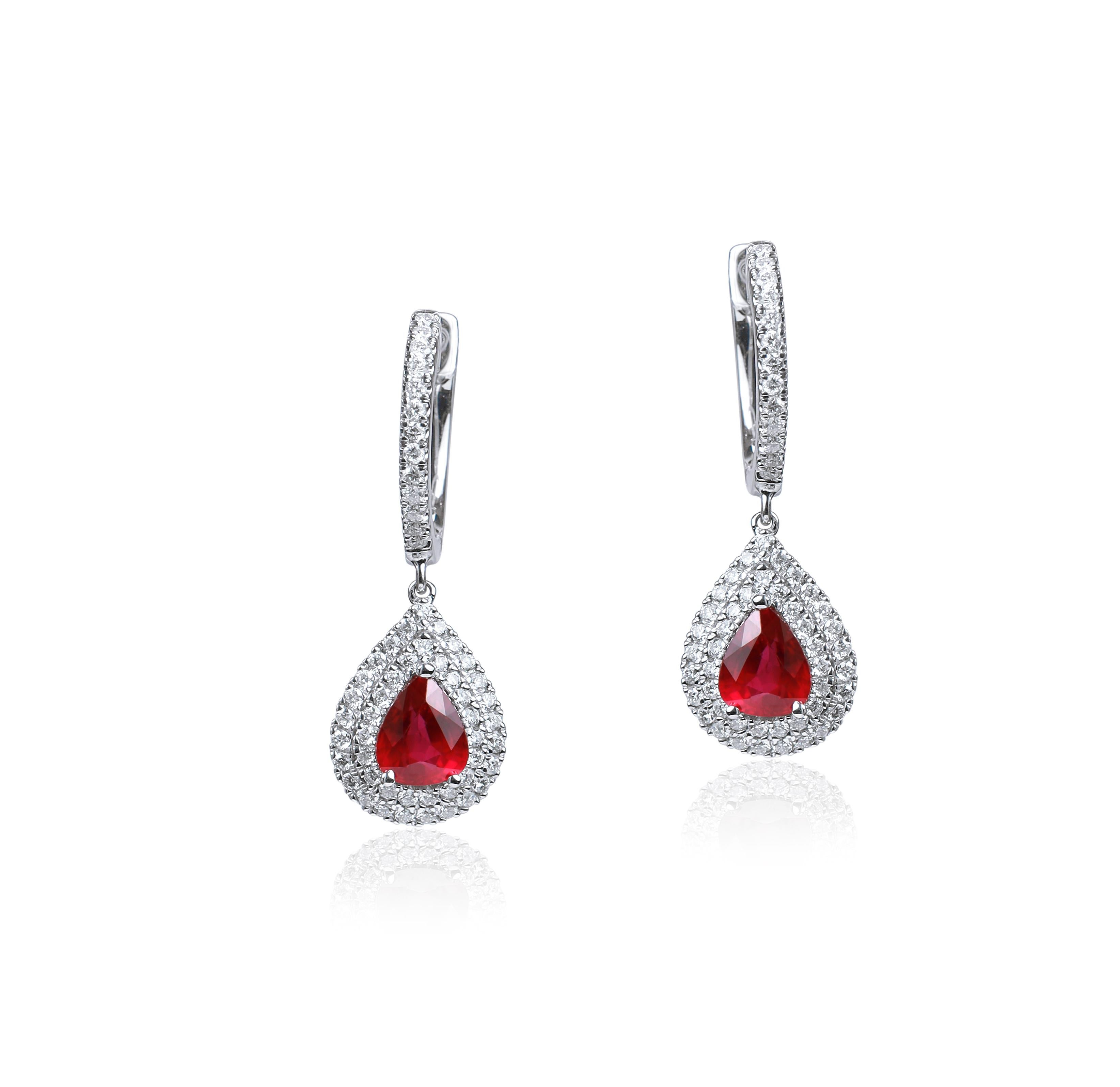 Exceptional oval natural ruby diamond dangle earrings, halo diamond in 18k gold


Available in 18k white gold.

Same design can be made also with other custom gemstones per request.

Product details:

- Solid gold (approx. 5.3 grams)

- approx. 0.70