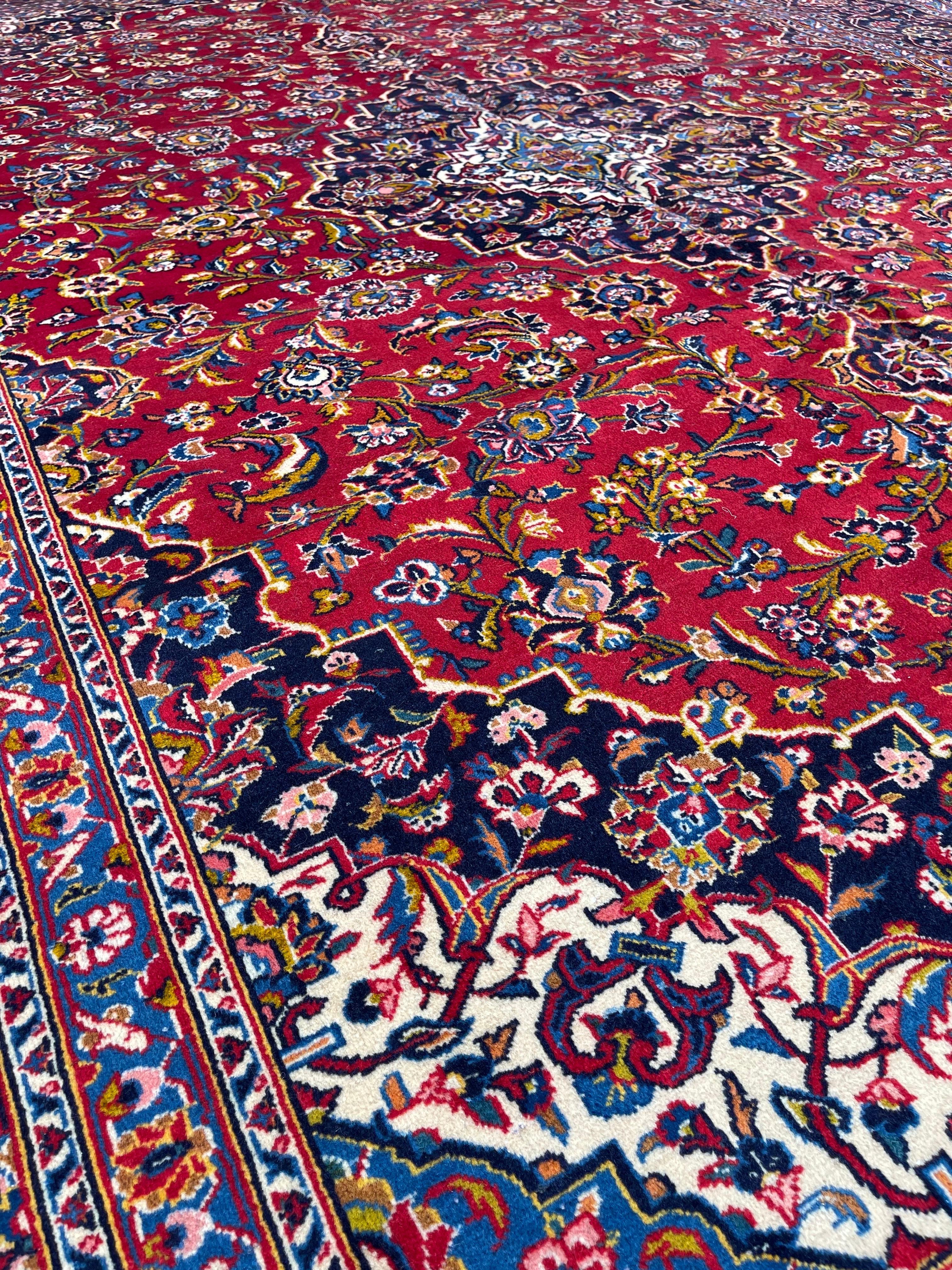 Exceptionnel tapis persan de Kashan Excellent état - En vente à Morton Grove, IL