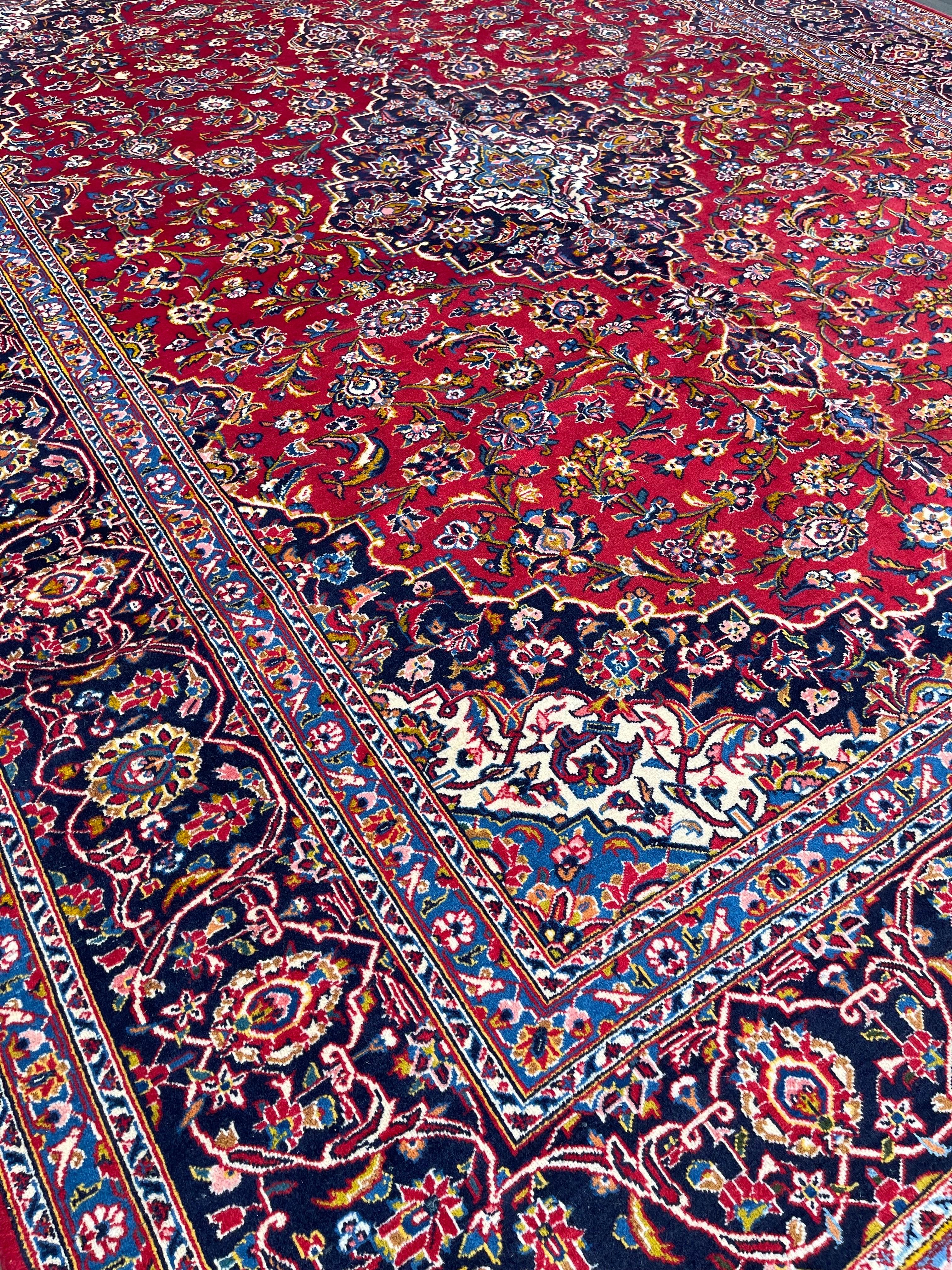 Wool Exceptional Persian Kashan Rug For Sale