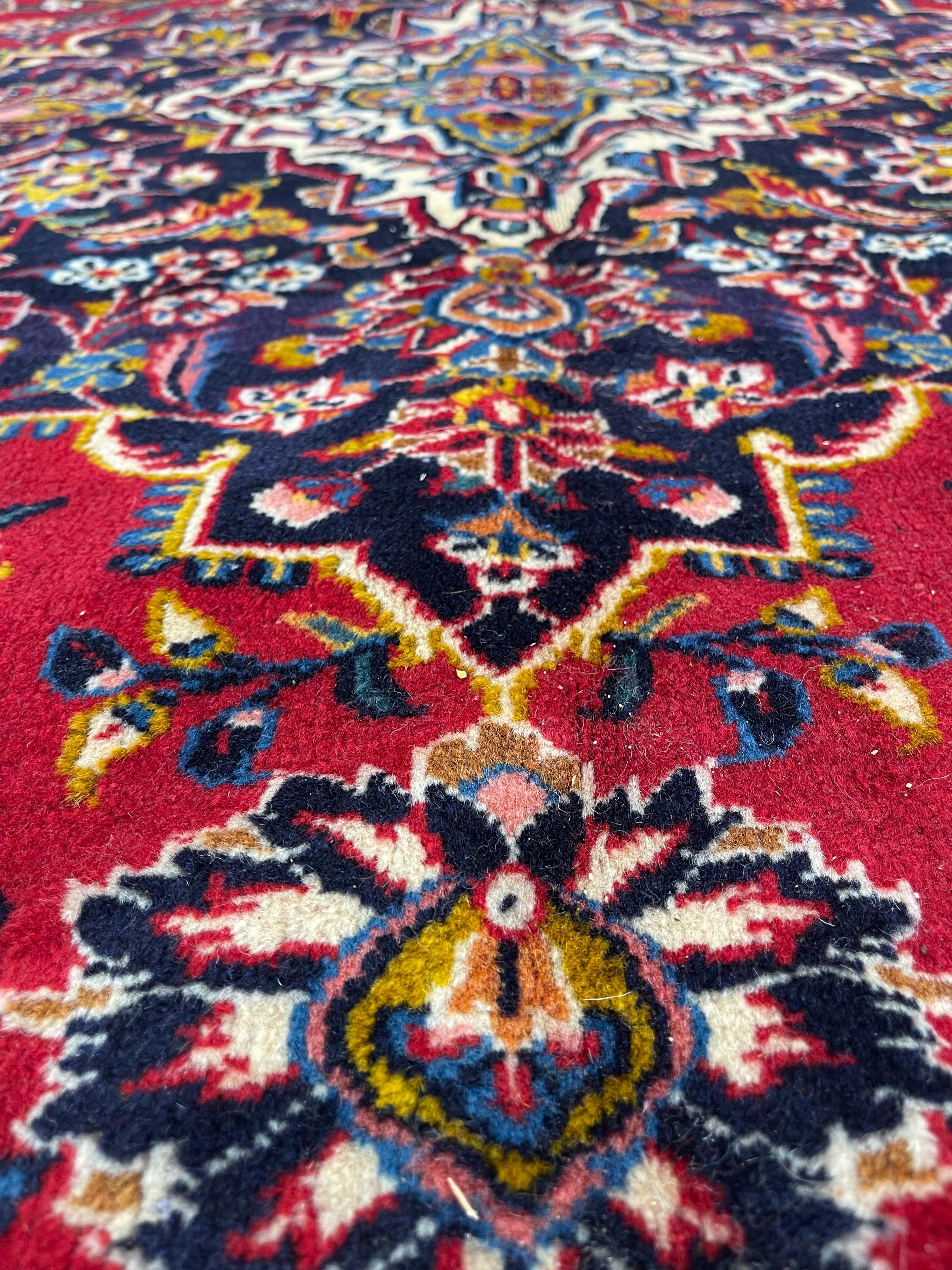 Außergewöhnlicher persischer Kashan-Teppich im Angebot 1