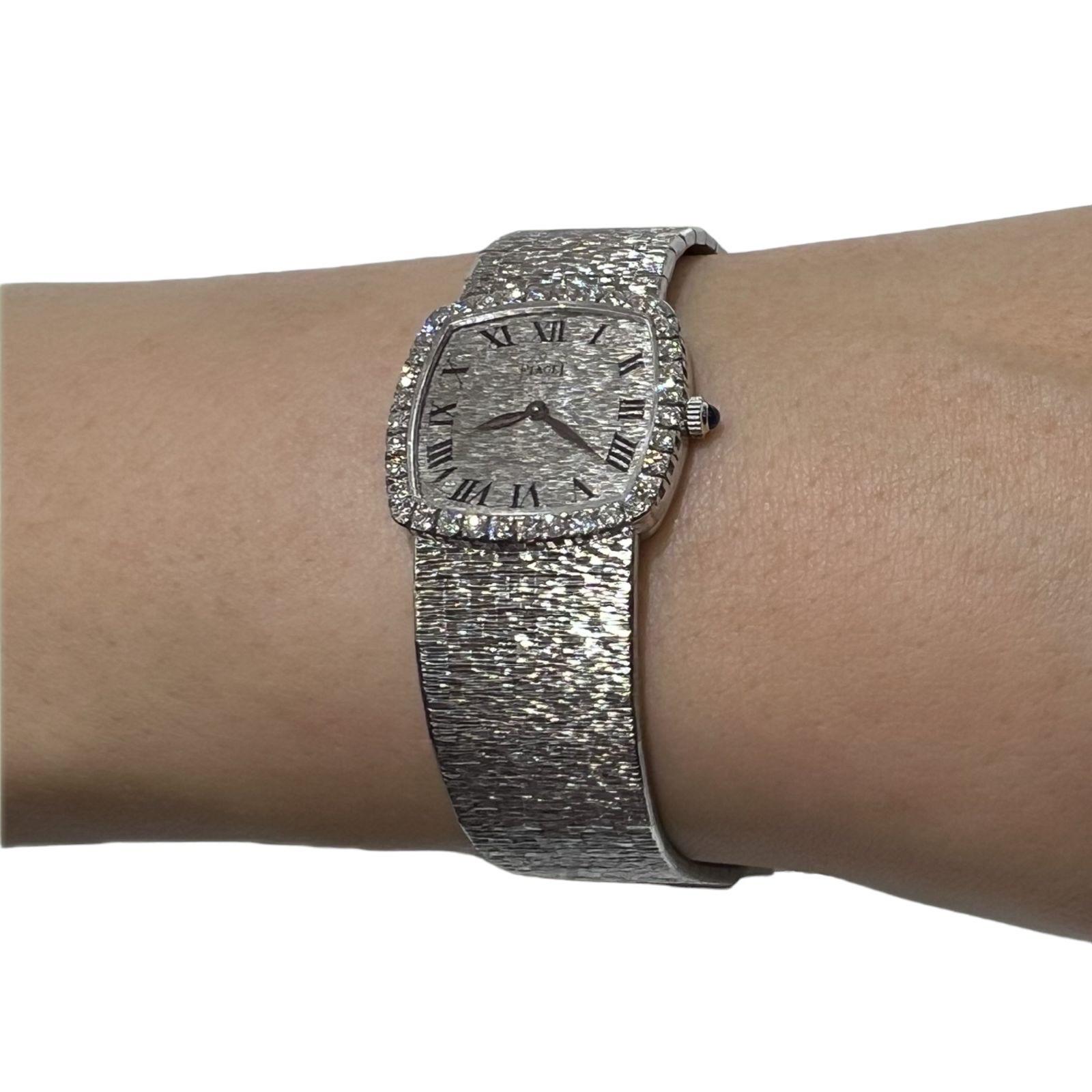 Außergewöhnliche Piaget Weißgold 18K Damenuhr 9236 A6 Modell im Zustand „Gut“ in Media, PA
