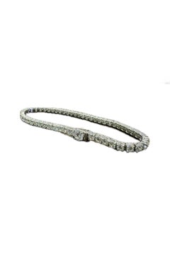 Exceptional Platinum 6.20 Carat Diamond Tennis Bracelet