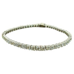 Exceptional Platinum 6.20 Carat Diamond Tennis Bracelet
