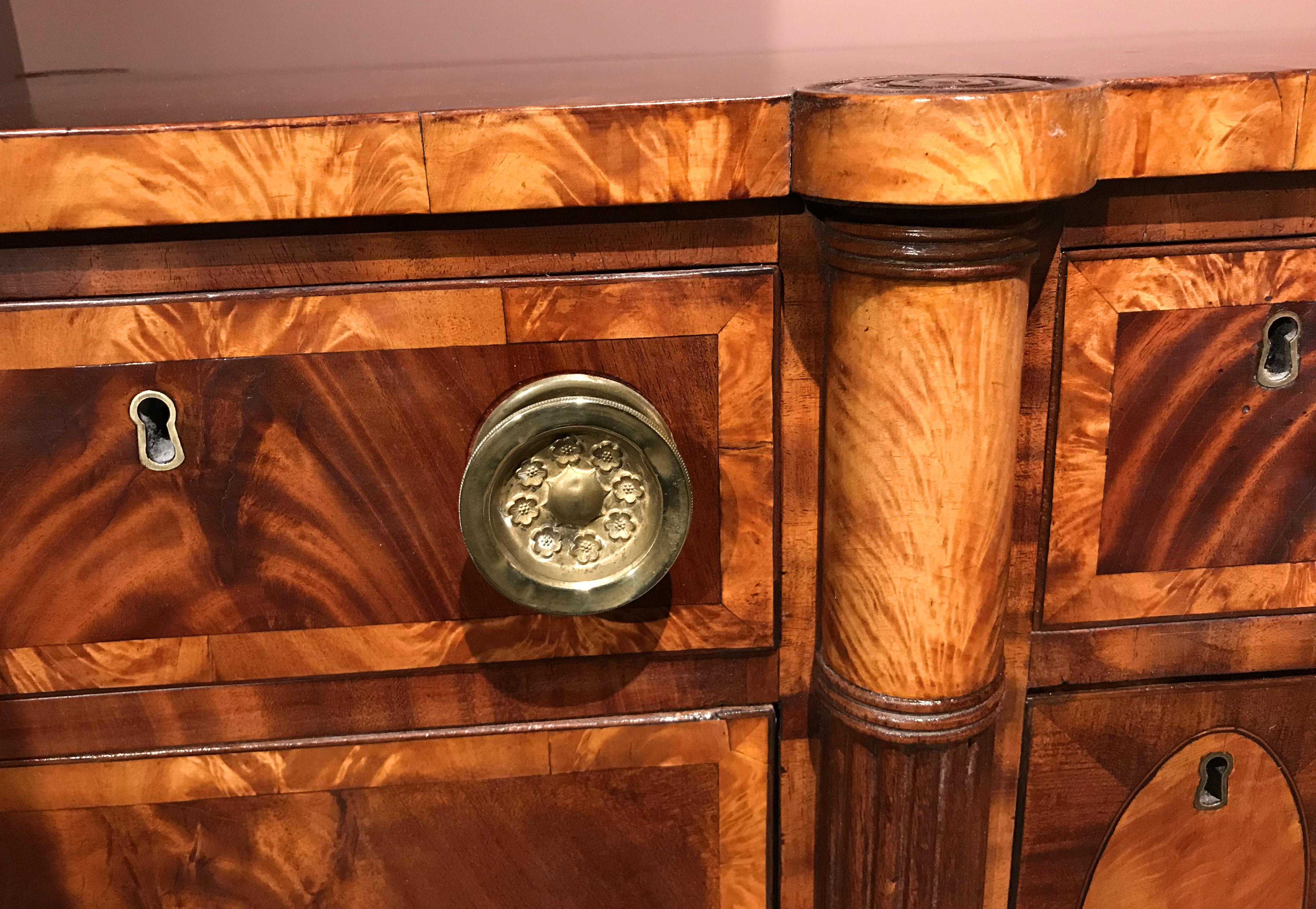 Exceptional Portsmouth, NH Sideboard Attributed to Judkins & Senter, circa 1810 6