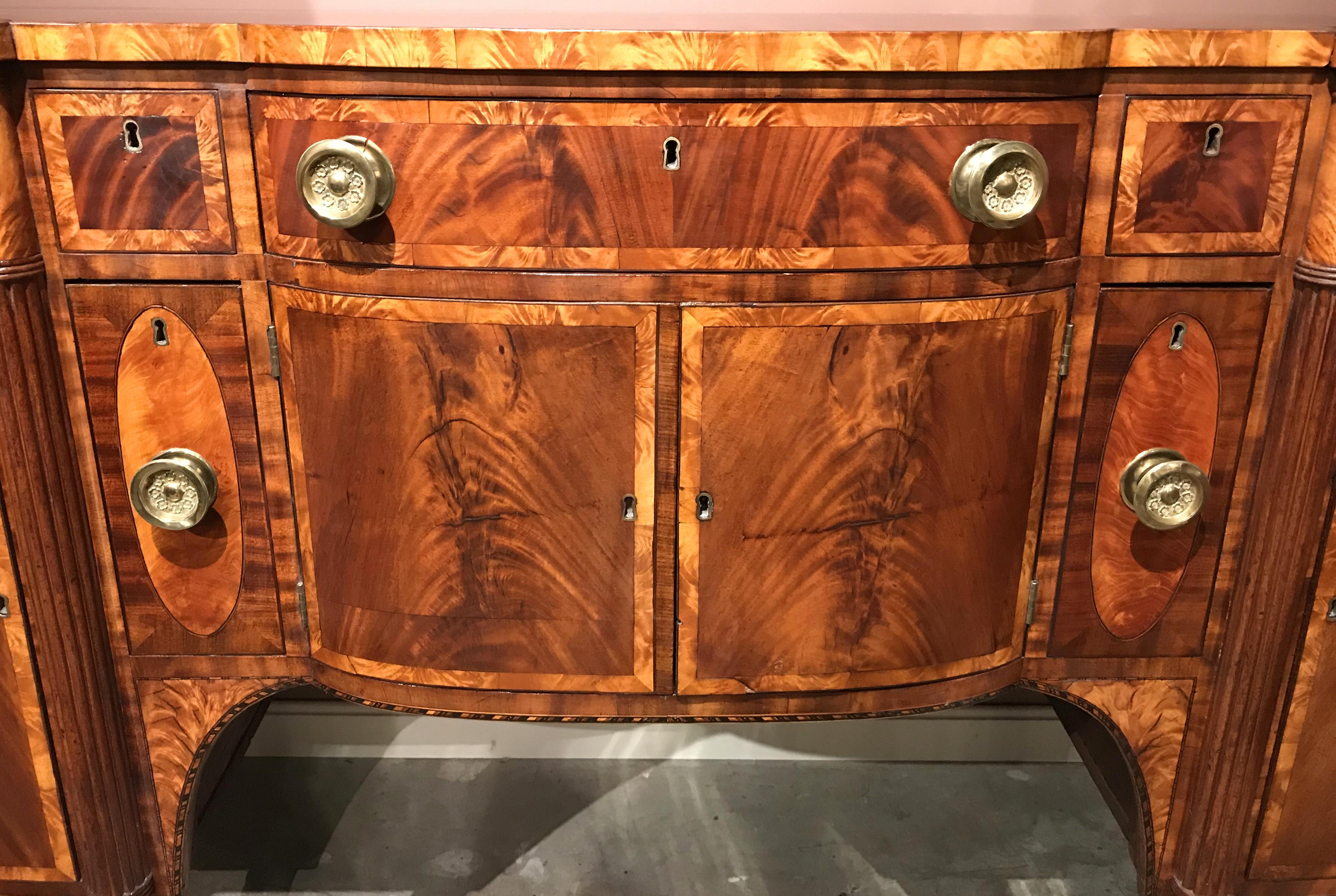 Hand-Carved Exceptional Portsmouth, NH Sideboard Attributed to Judkins & Senter, circa 1810