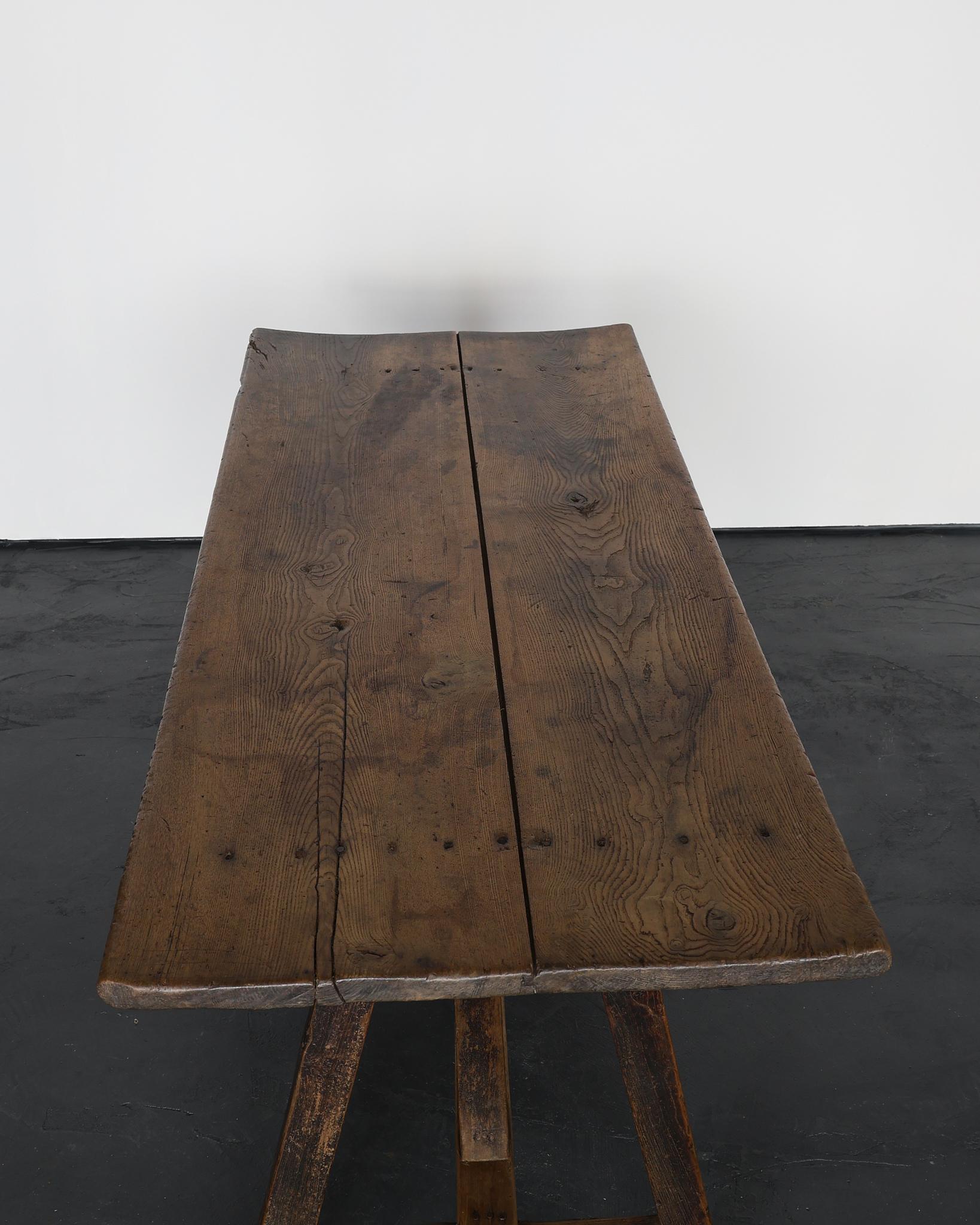 Chestnut Exceptional Primitive 18th C. Portuguese Dining Table For Sale