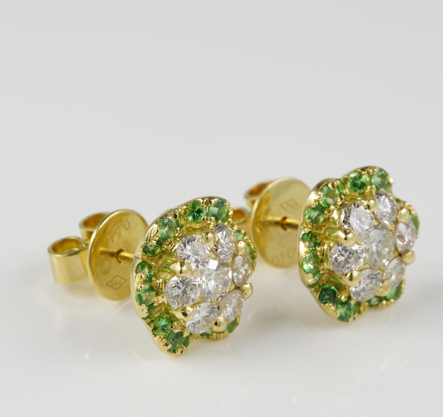 Precious for all day long

Exceptional quality, stunning design for this pair of Vintage stud earrings

A perfect pair to have always on, good size full of sparkle and so distinctive in their lovely setting being each individual Diamond set so close