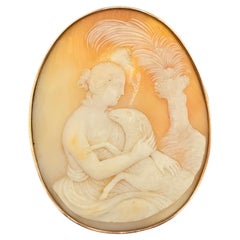 Antique Exceptional Quality 14K Yellow Gold Cameo Brooch With Superb Carving
