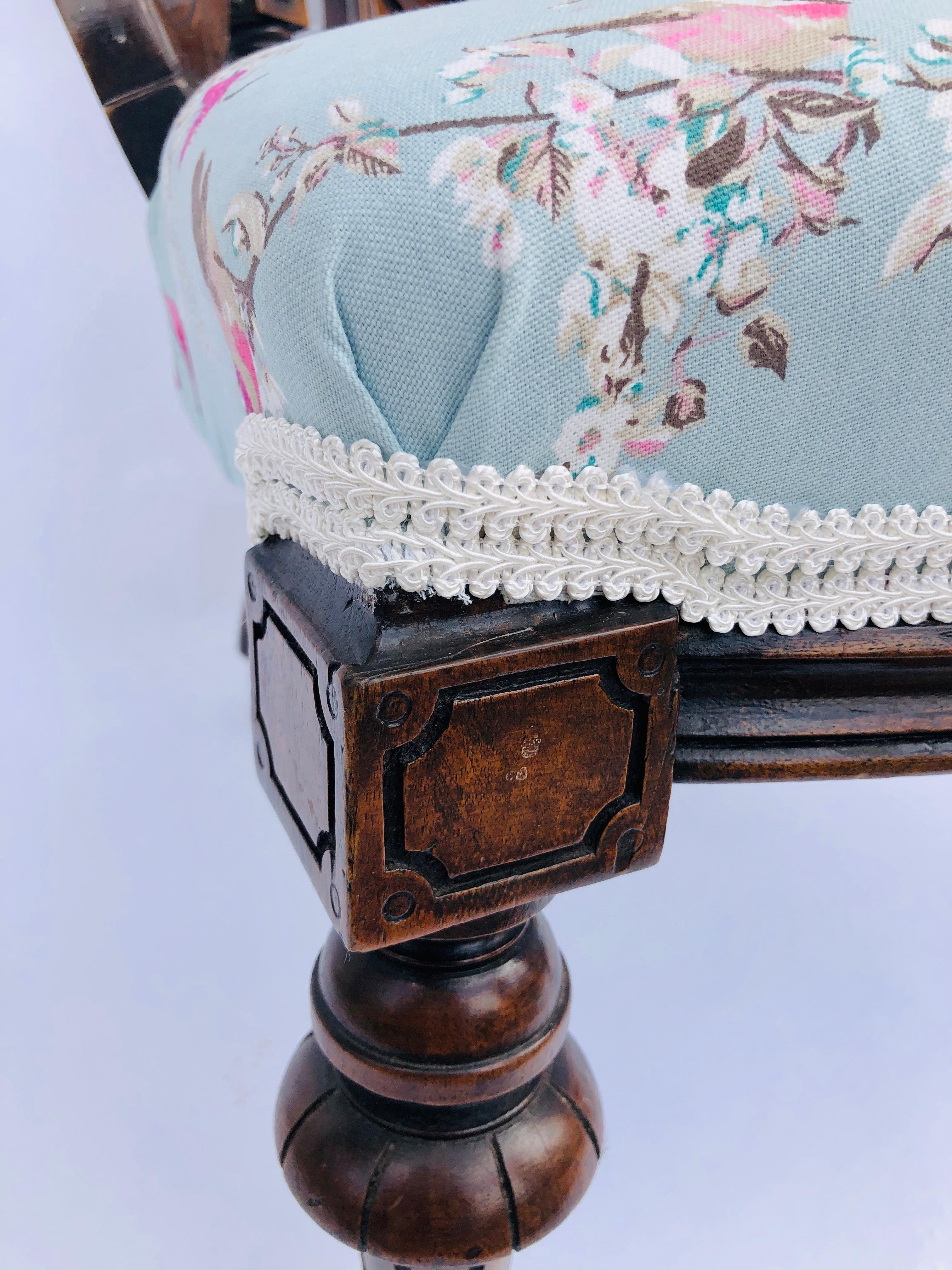 Quality 19th Century Victorian Antique Walnut Ladies Chair 4