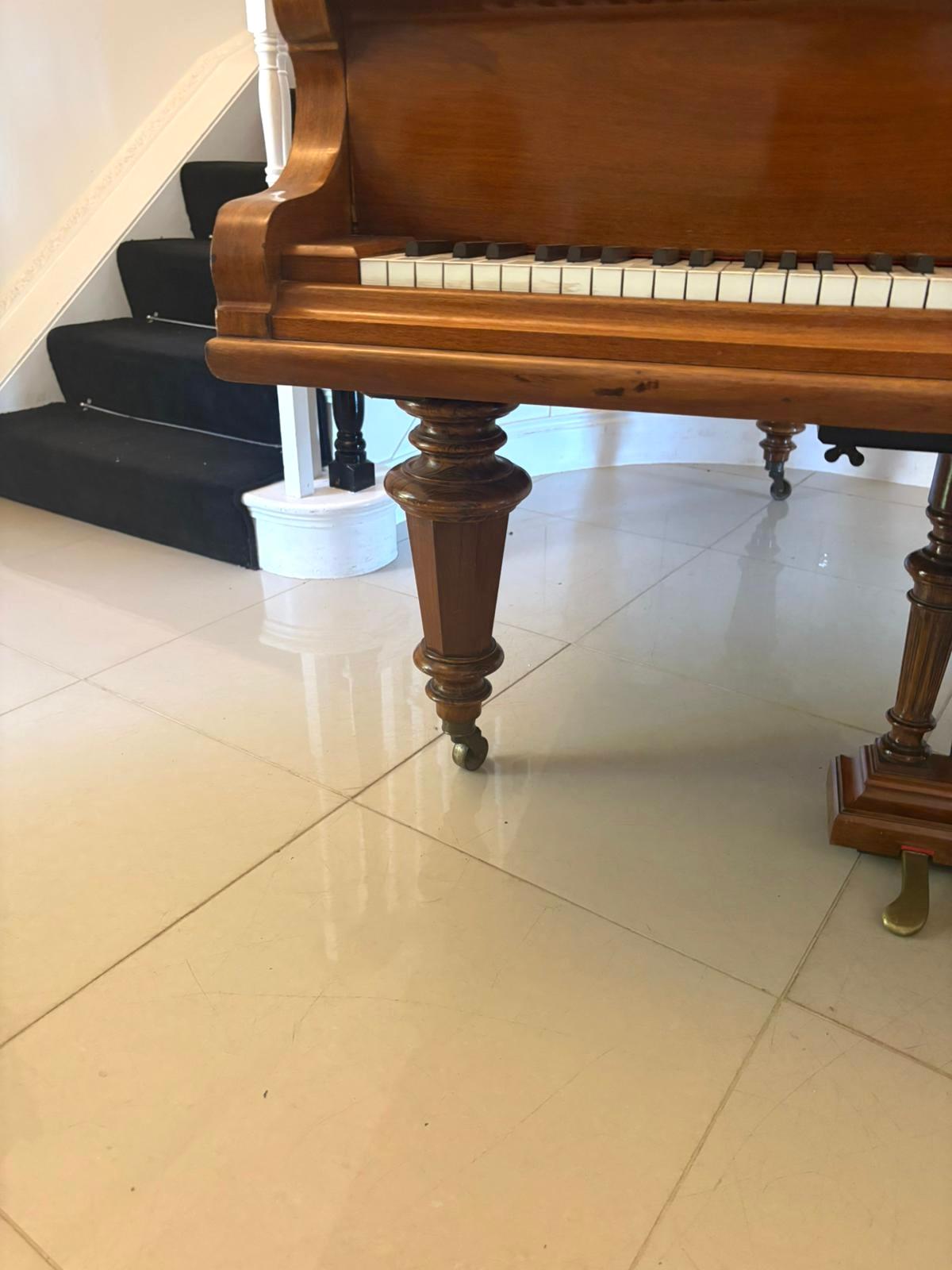 Pianoforte a coda da boudoir in palissandro vittoriano di qualità eccezionale A.I.C. in vendita 10