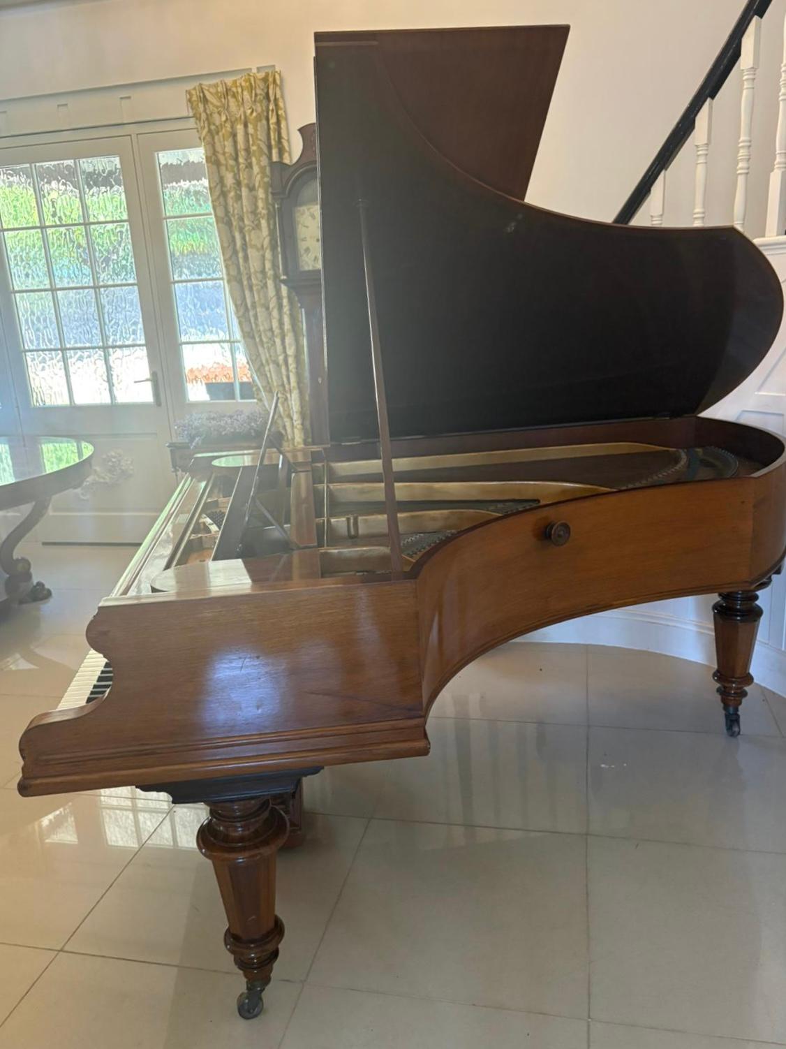 Pianoforte a coda da boudoir in palissandro vittoriano di qualità eccezionale A.I.C. in vendita 11