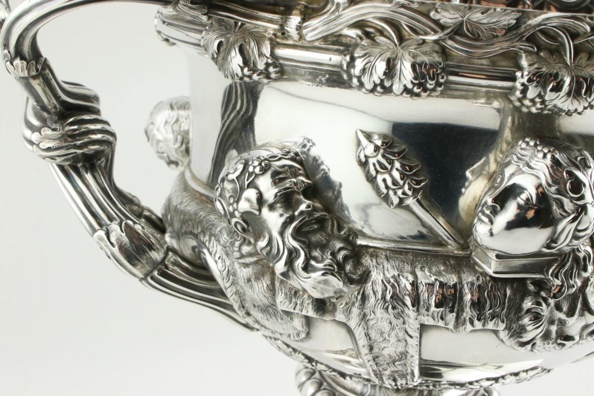 A very good example, antique English sterling silver Georgian Warwick vase wine cooler complete with the original insert & collar, all pieces clearly & correctly hallmarked.
Made by Waterhouse, Hodson & Co, Date 1825.
Measures: 10? high x 12.5?