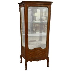 Exceptional Quality Antique French Marquetry and Ormolu Mounted Display Cabinet