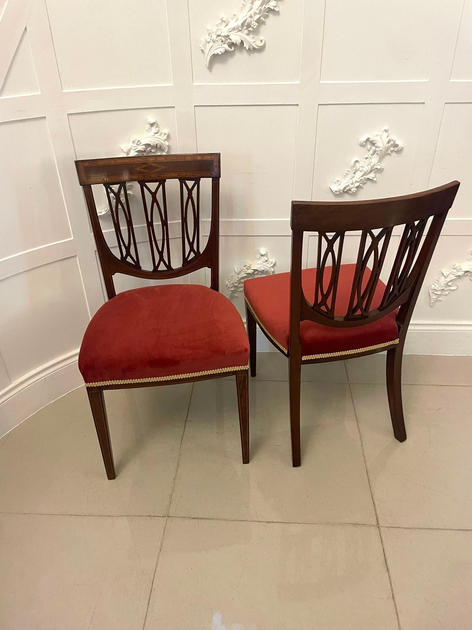 Set antico di otto sedie da pranzo in mogano intarsiato di qualità eccezionale in vendita 5