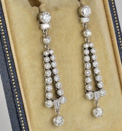 Exceptional Quality Art Deco 3.40 Carat Diamond Rare Earrings